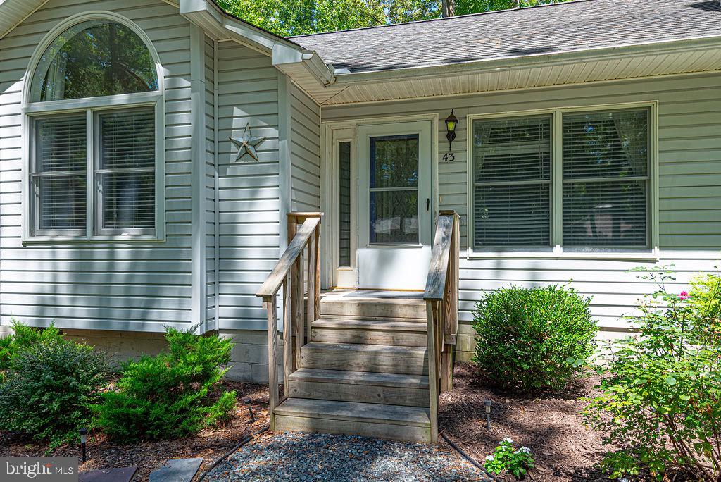 43 BIRDNEST DRIVE