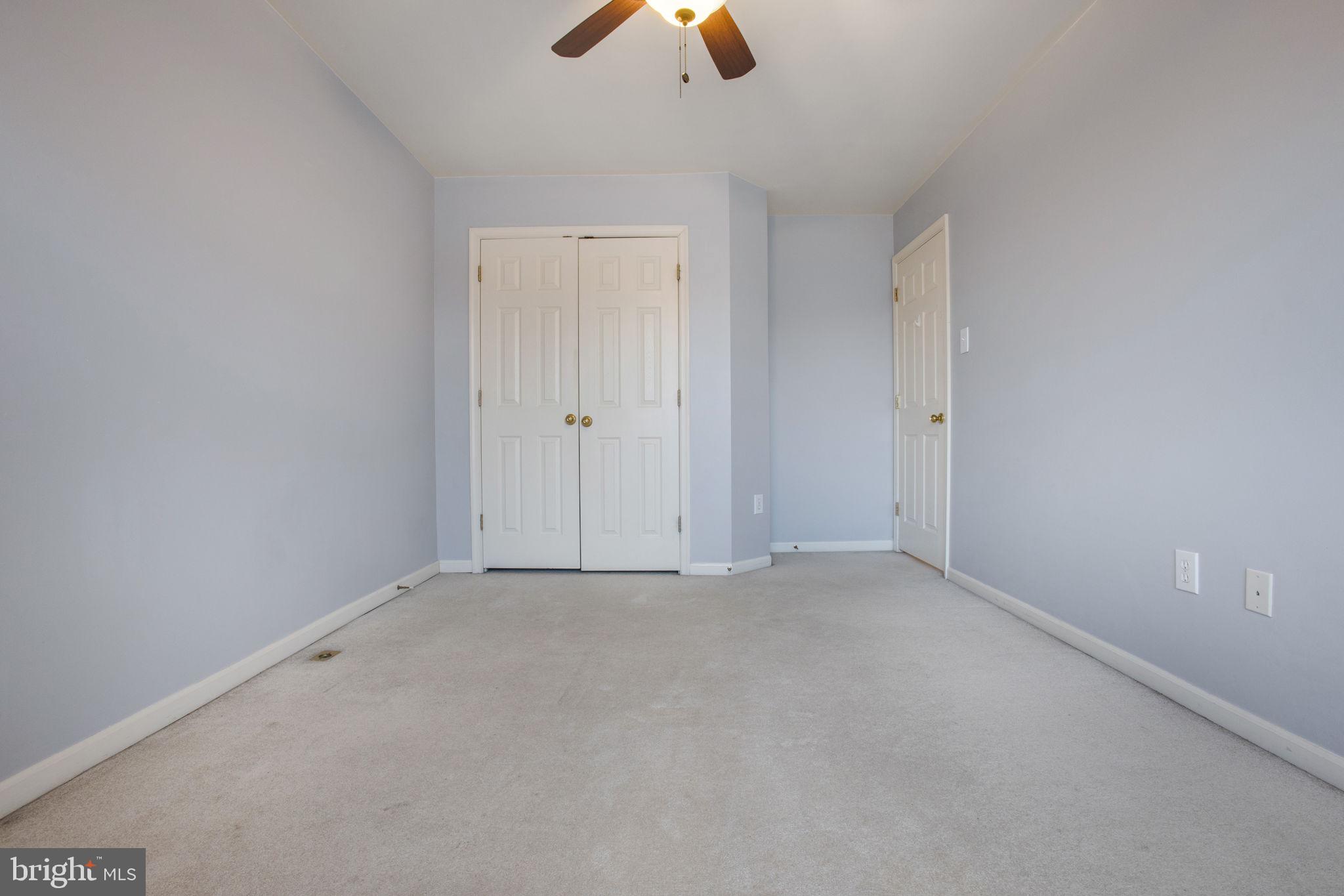 CLOVERLEAF CENTER - Residential Lease