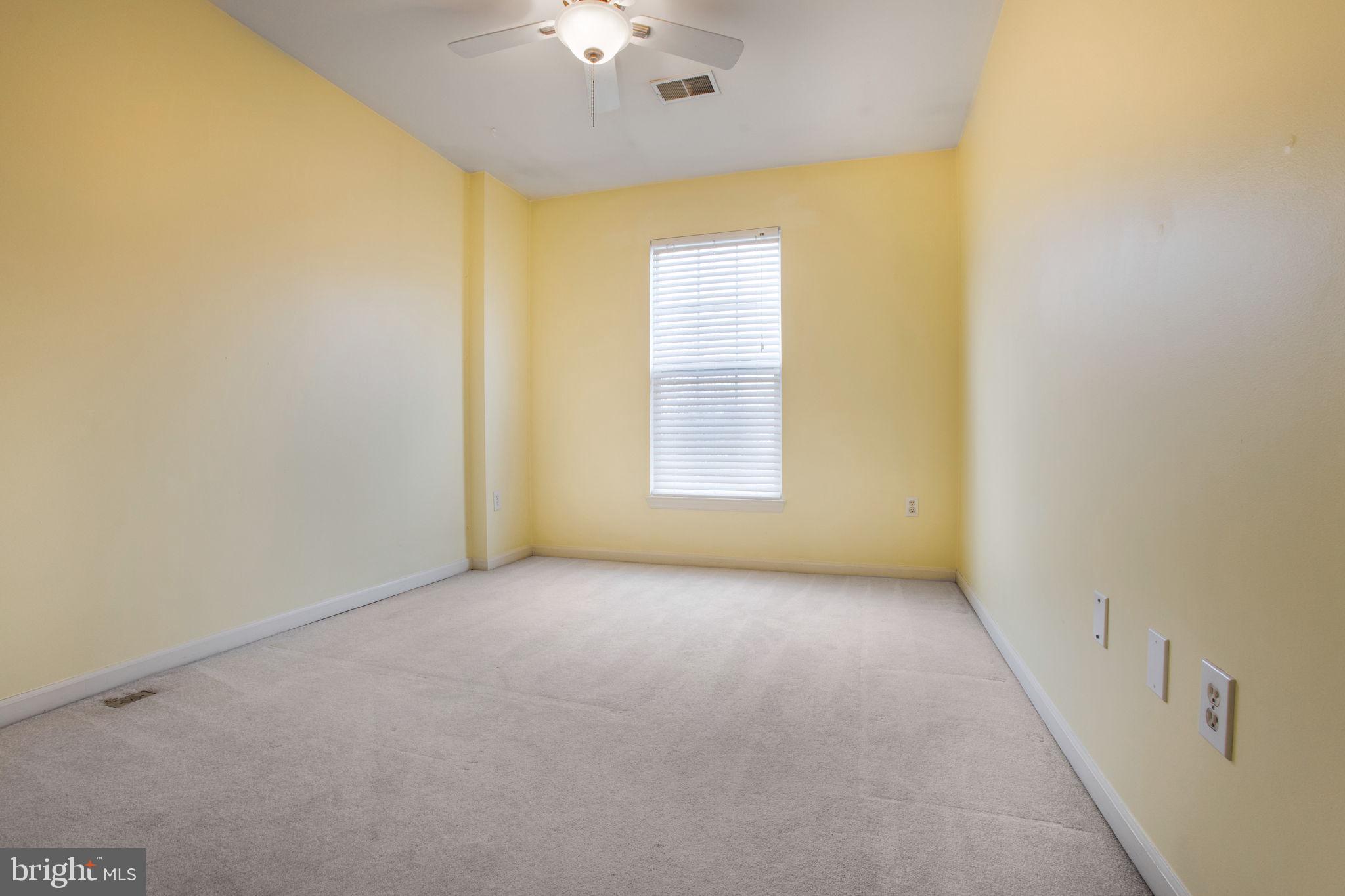 CLOVERLEAF CENTER - Residential Lease