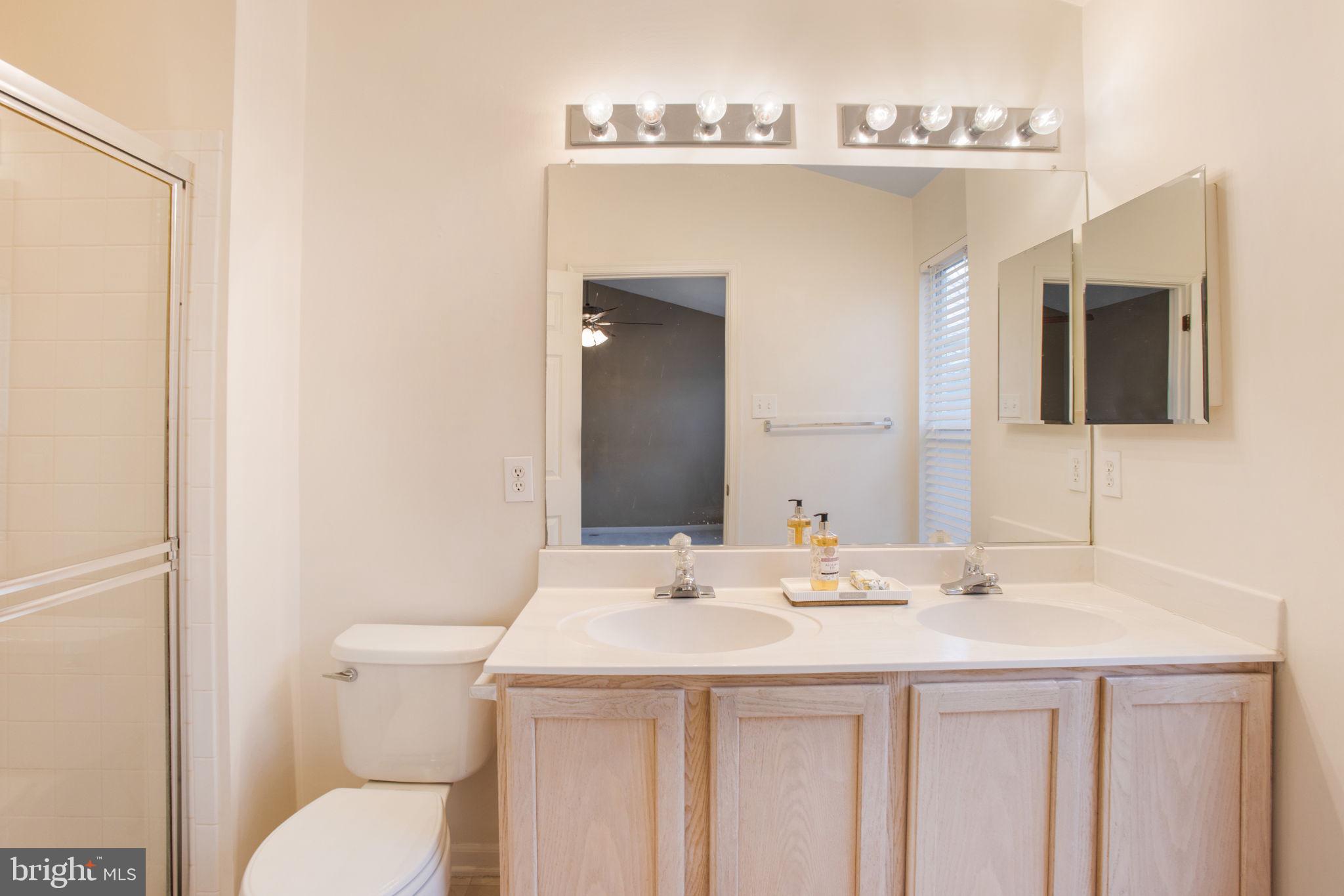 CLOVERLEAF CENTER - Residential Lease