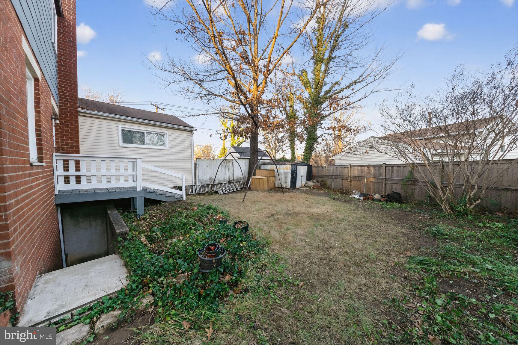 CONNECTICUT AVE - Residential