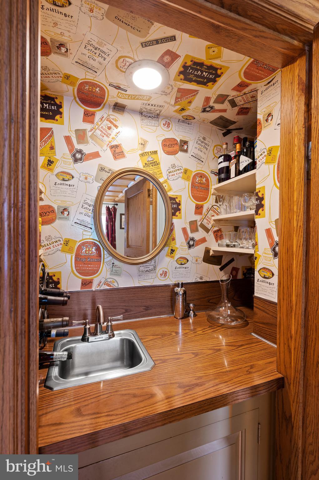 GLADWYNE - Residential