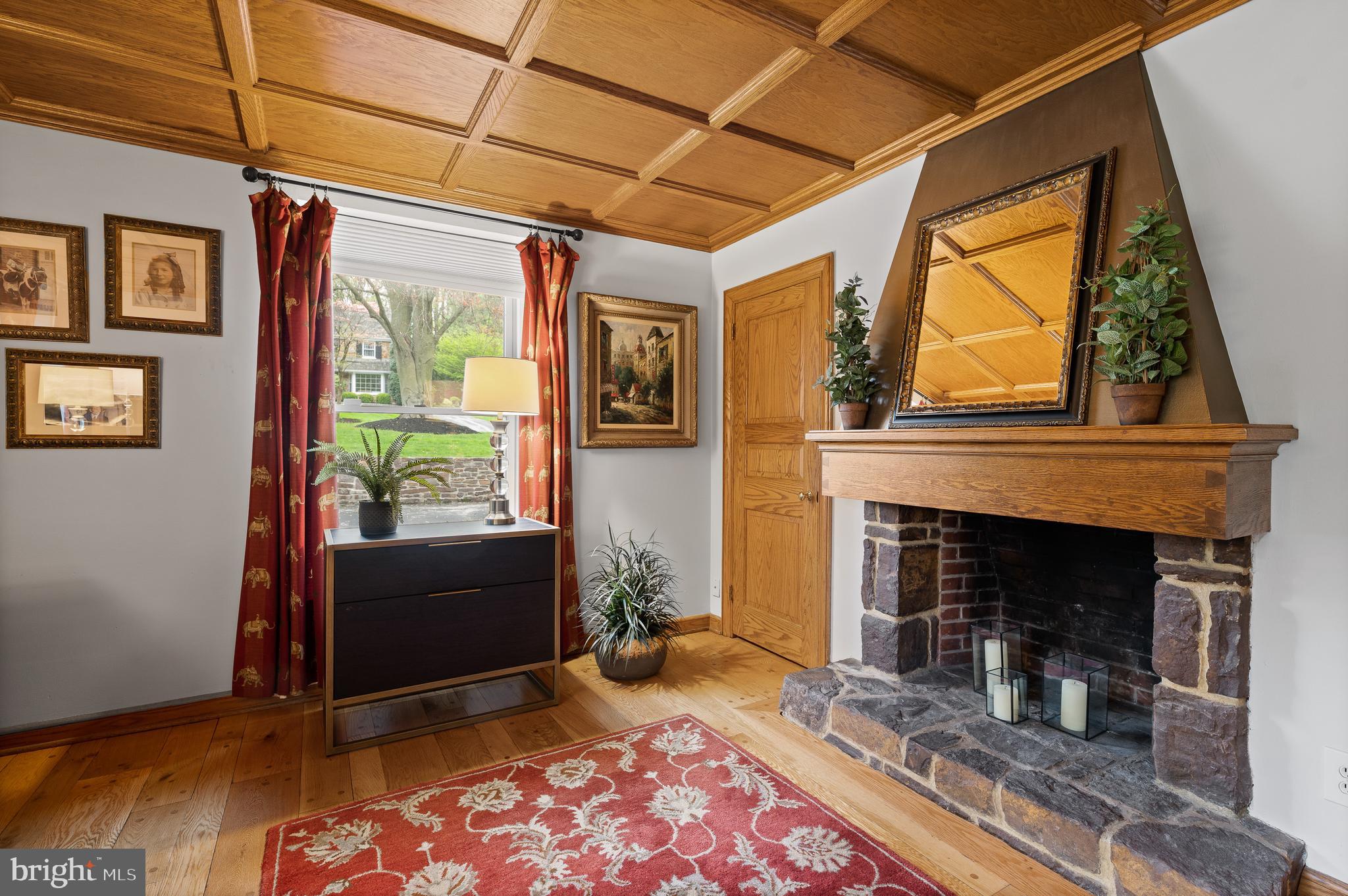 GLADWYNE - Residential