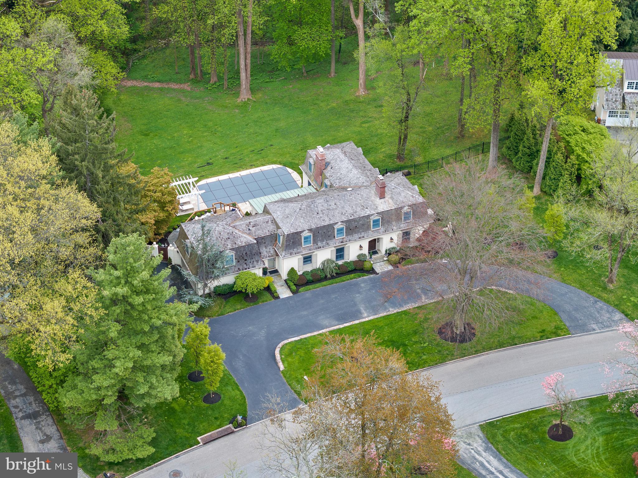 GLADWYNE - Residential