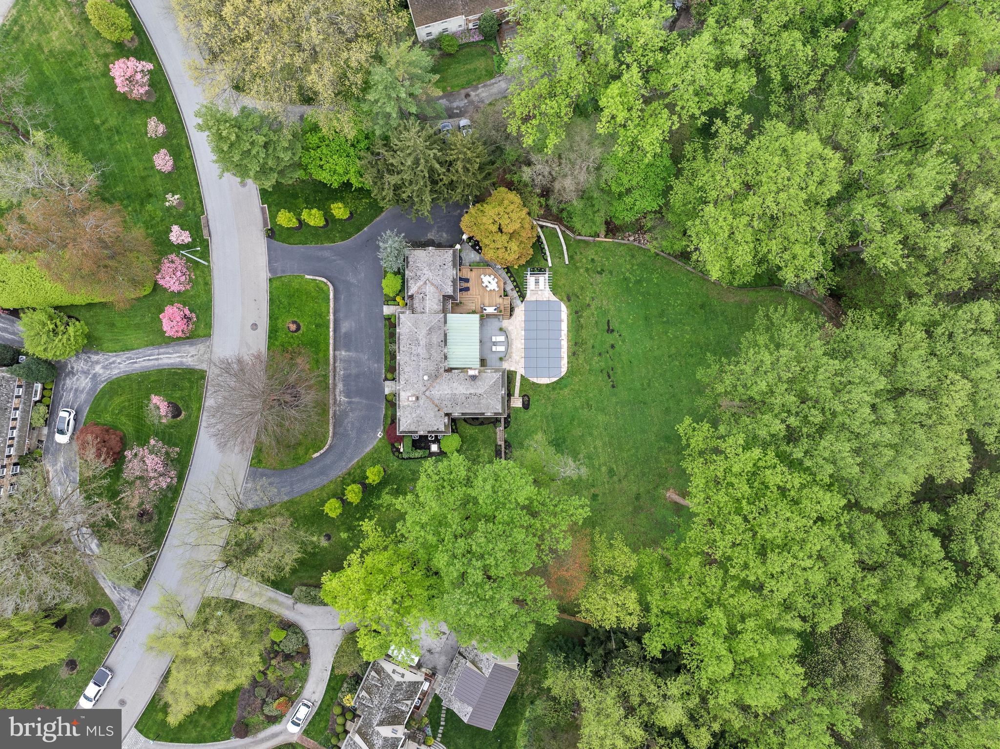 GLADWYNE - Residential