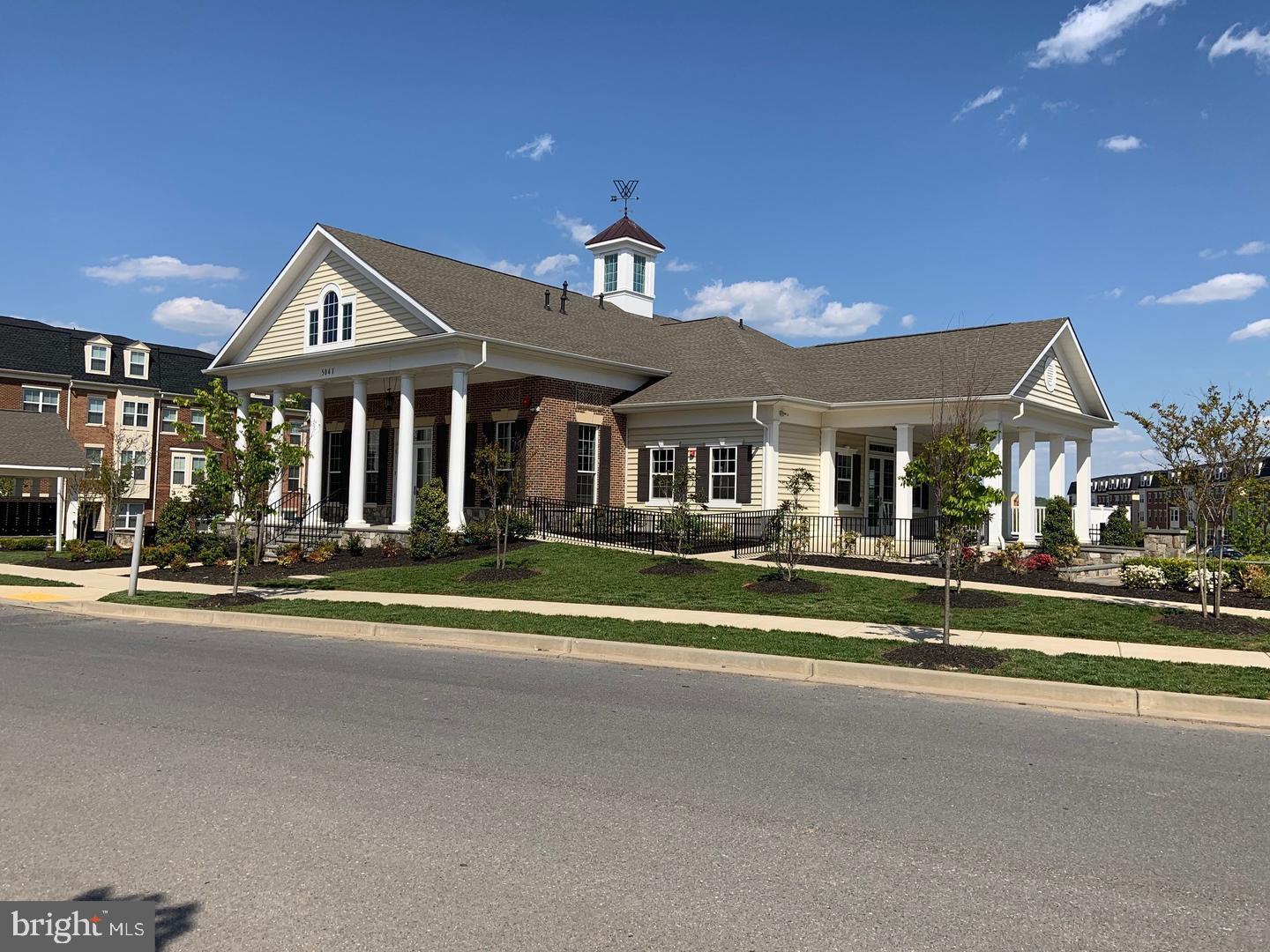 WESTVIEW SOUTH - Residential Lease