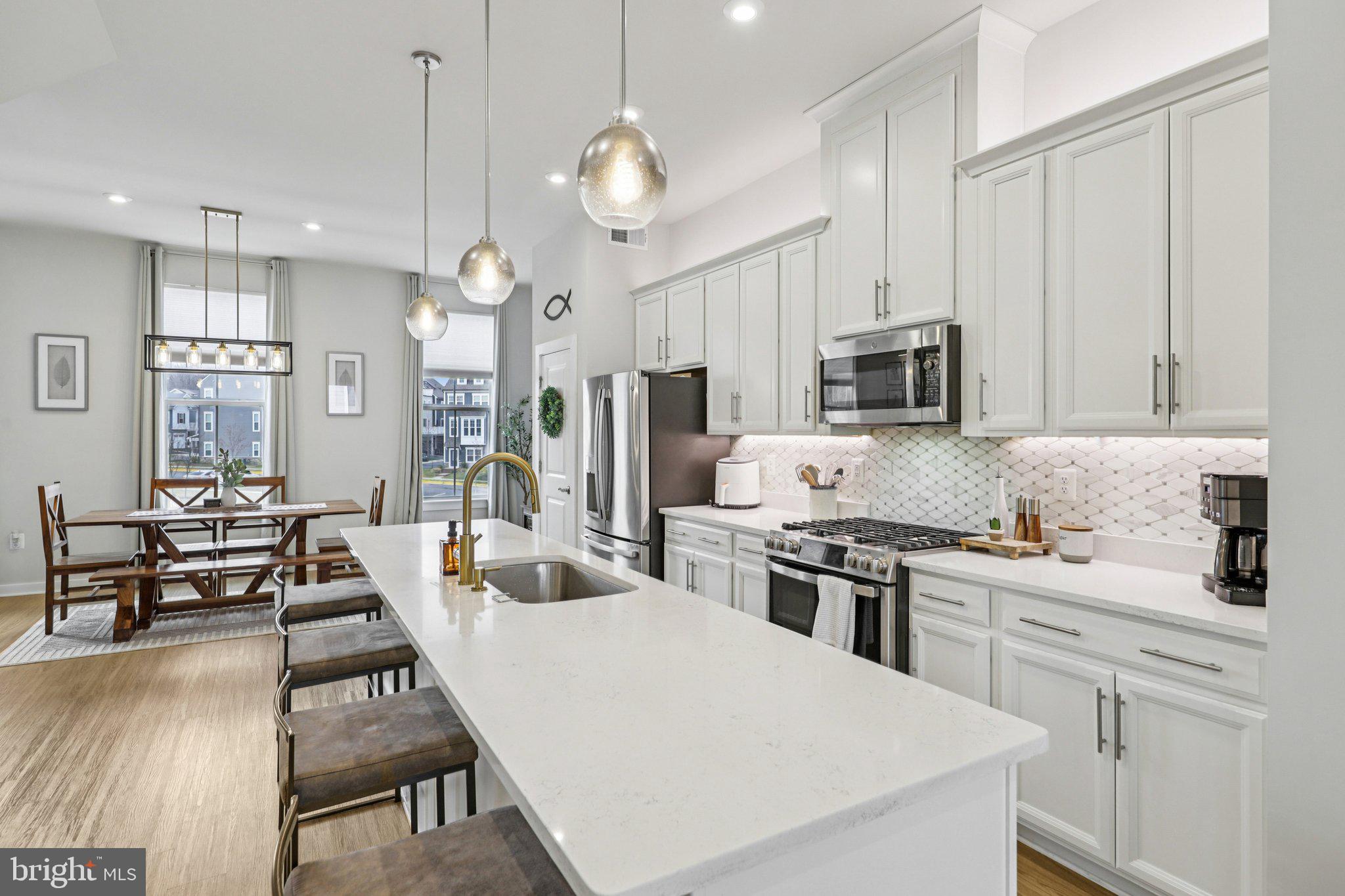 POTOMAC SHORES - Residential