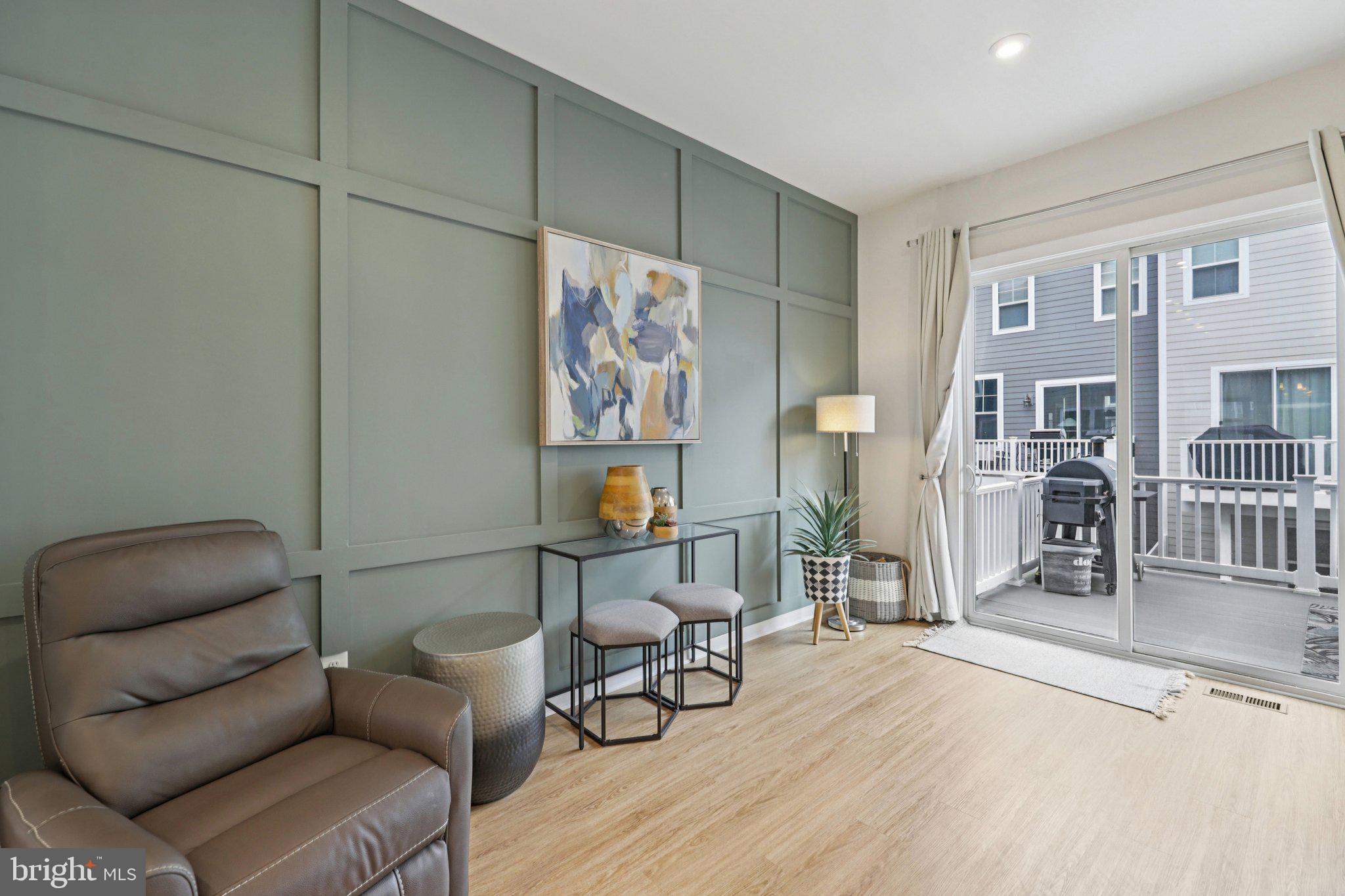 POTOMAC SHORES - Residential