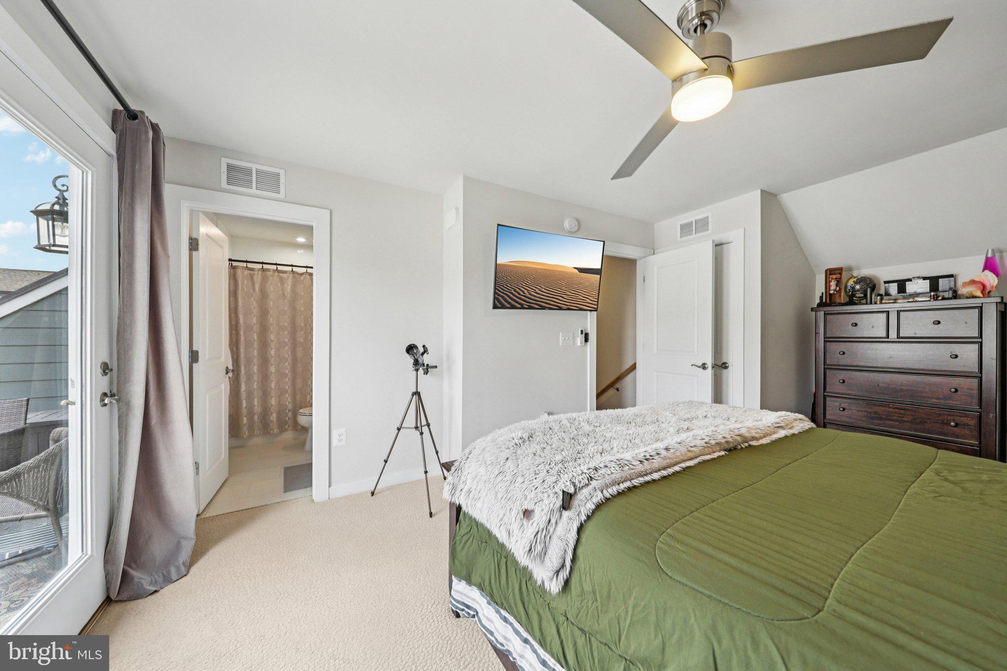 POTOMAC SHORES - Residential