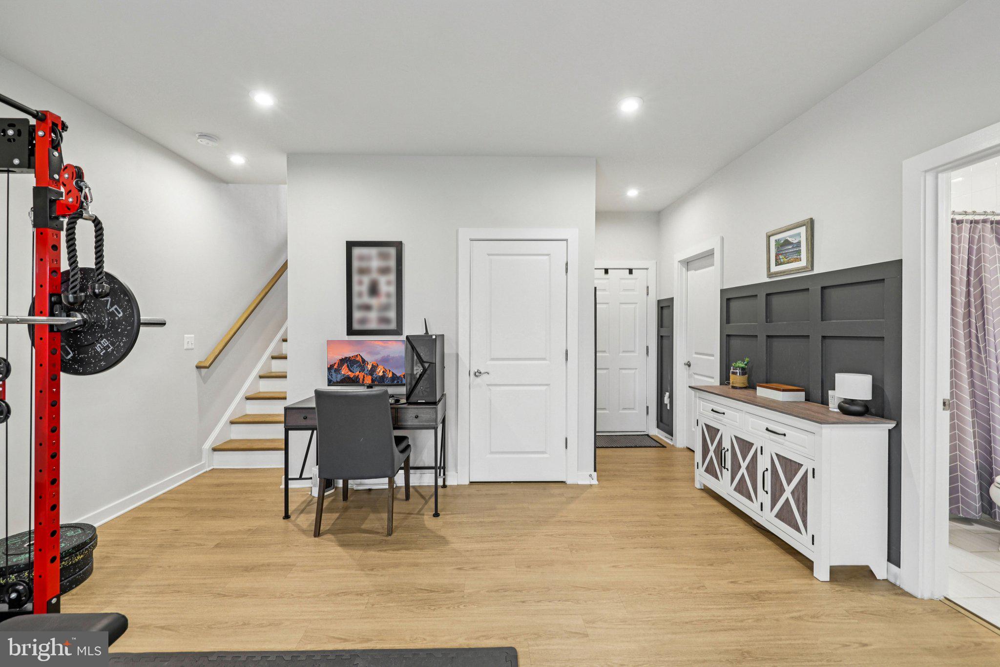 POTOMAC SHORES - Residential