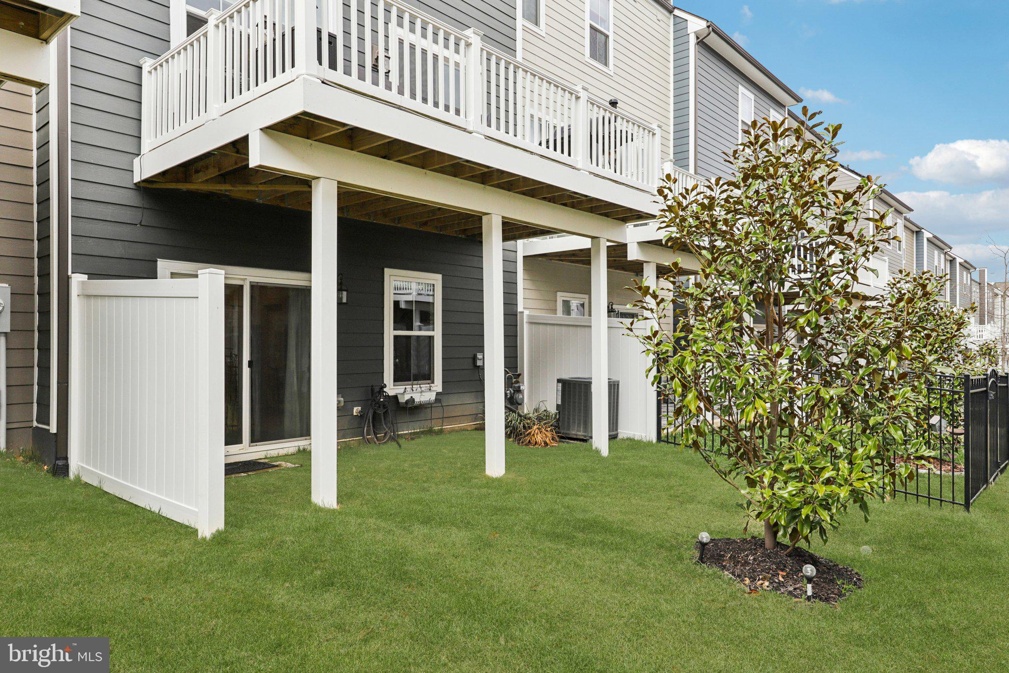 POTOMAC SHORES - Residential