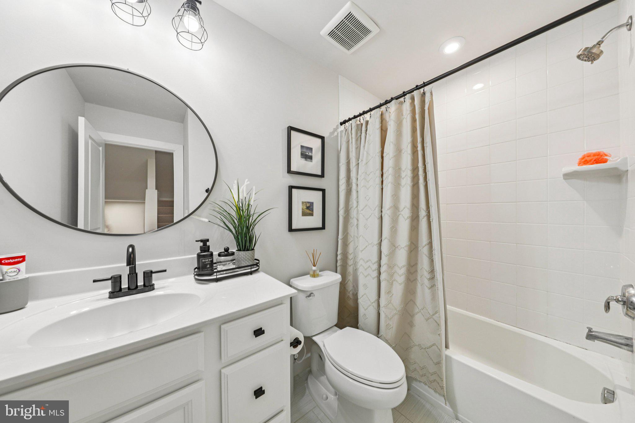 POTOMAC SHORES - Residential