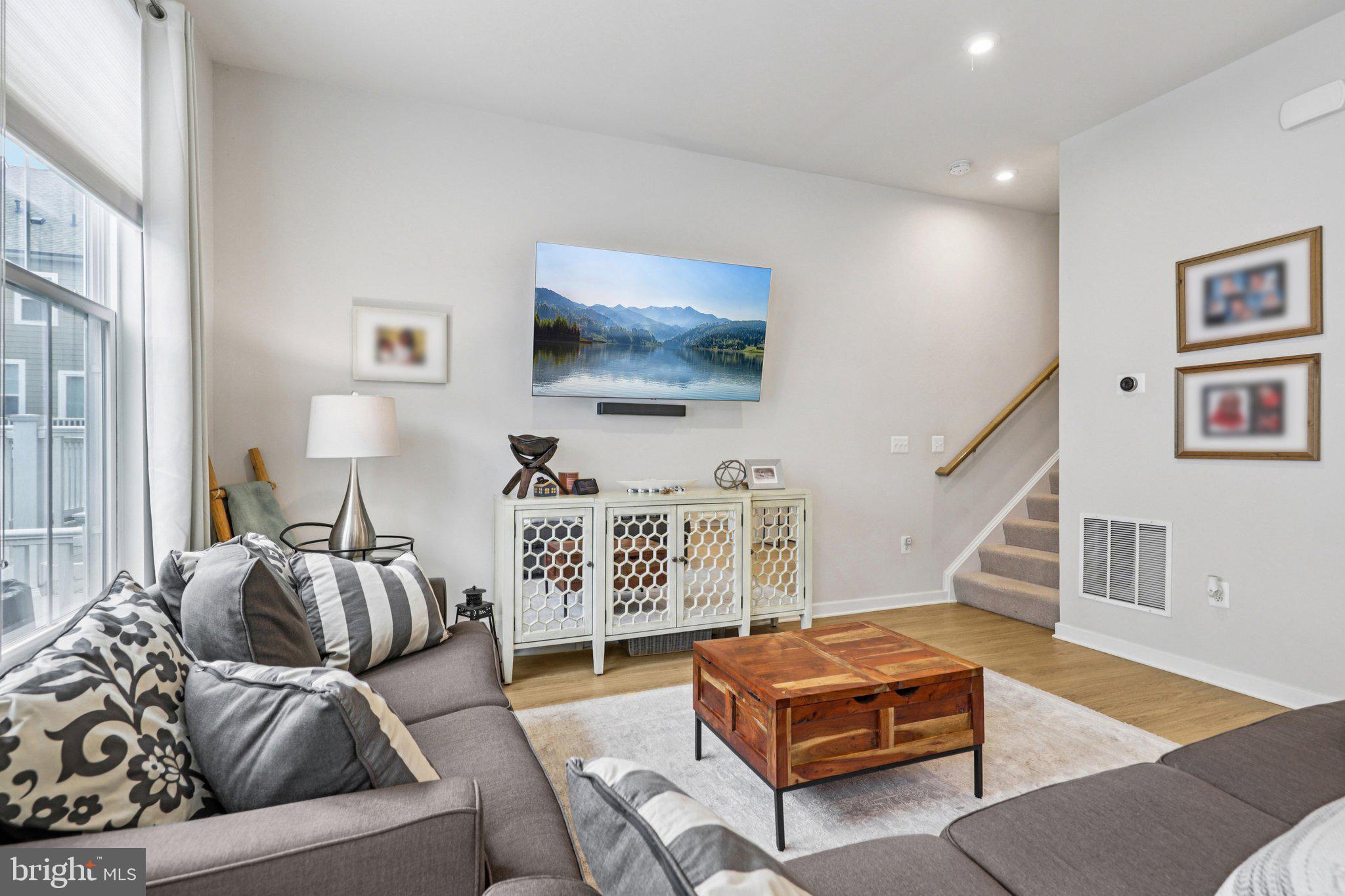 POTOMAC SHORES - Residential