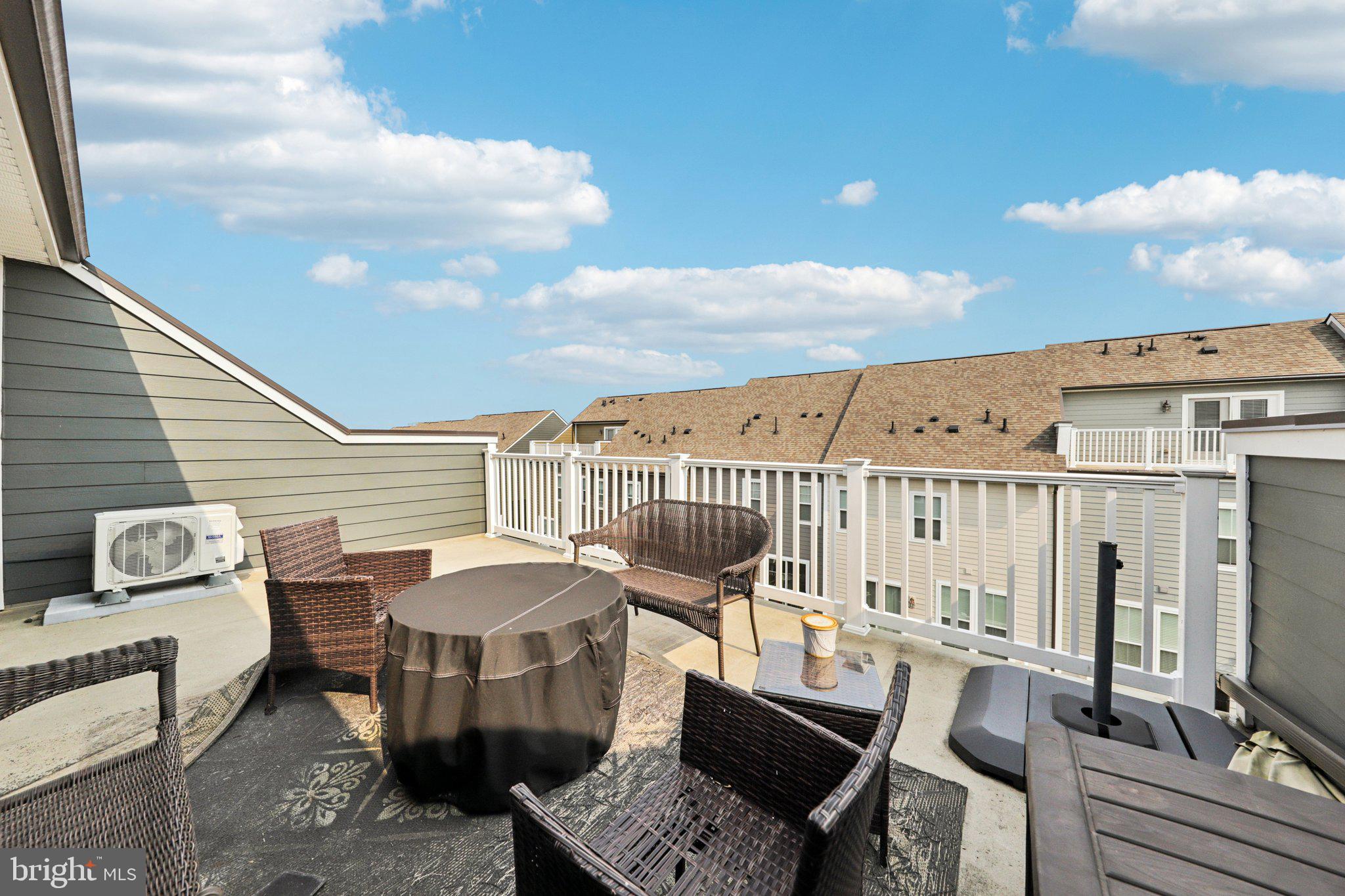 POTOMAC SHORES - Residential