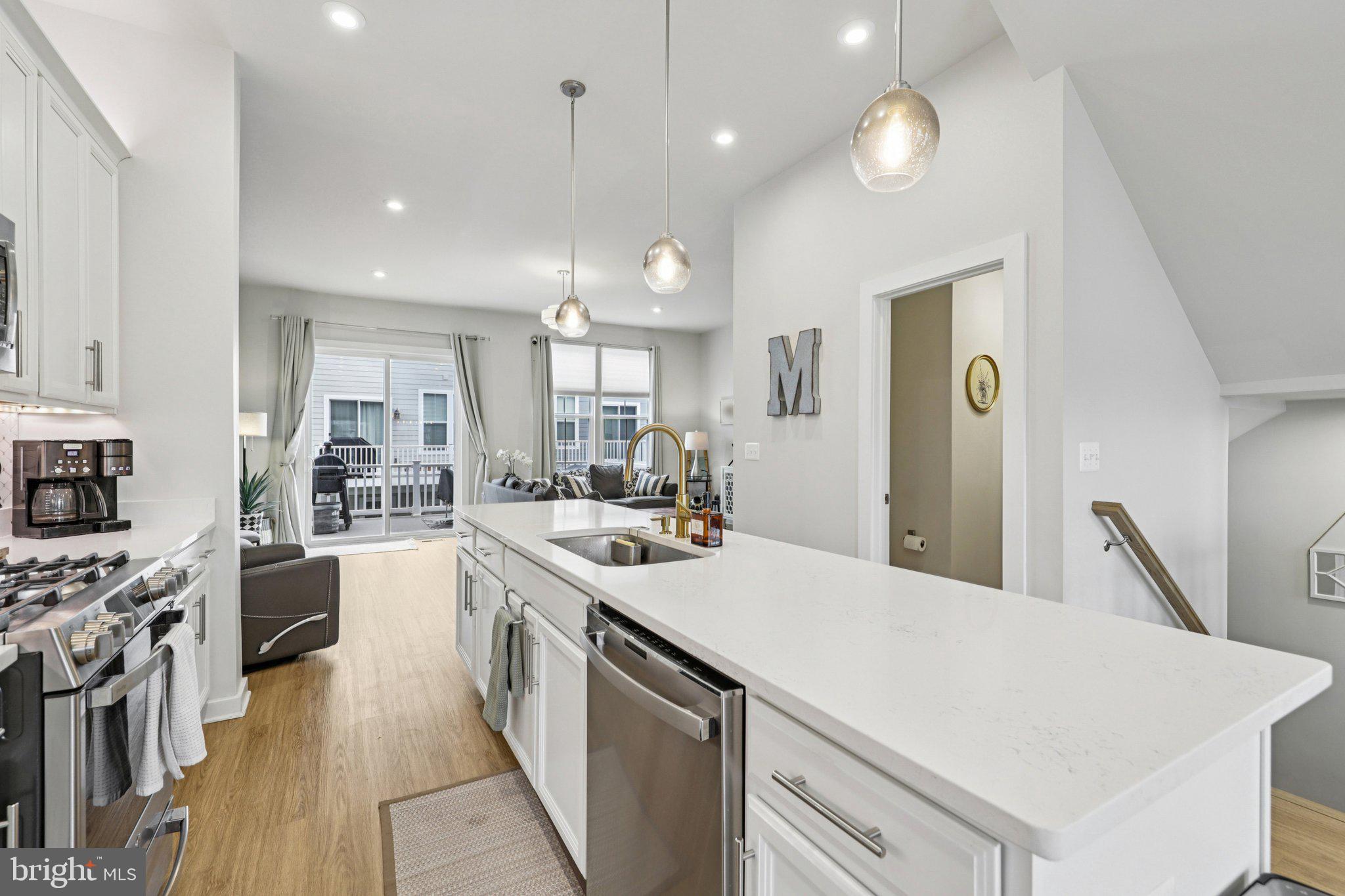 POTOMAC SHORES - Residential