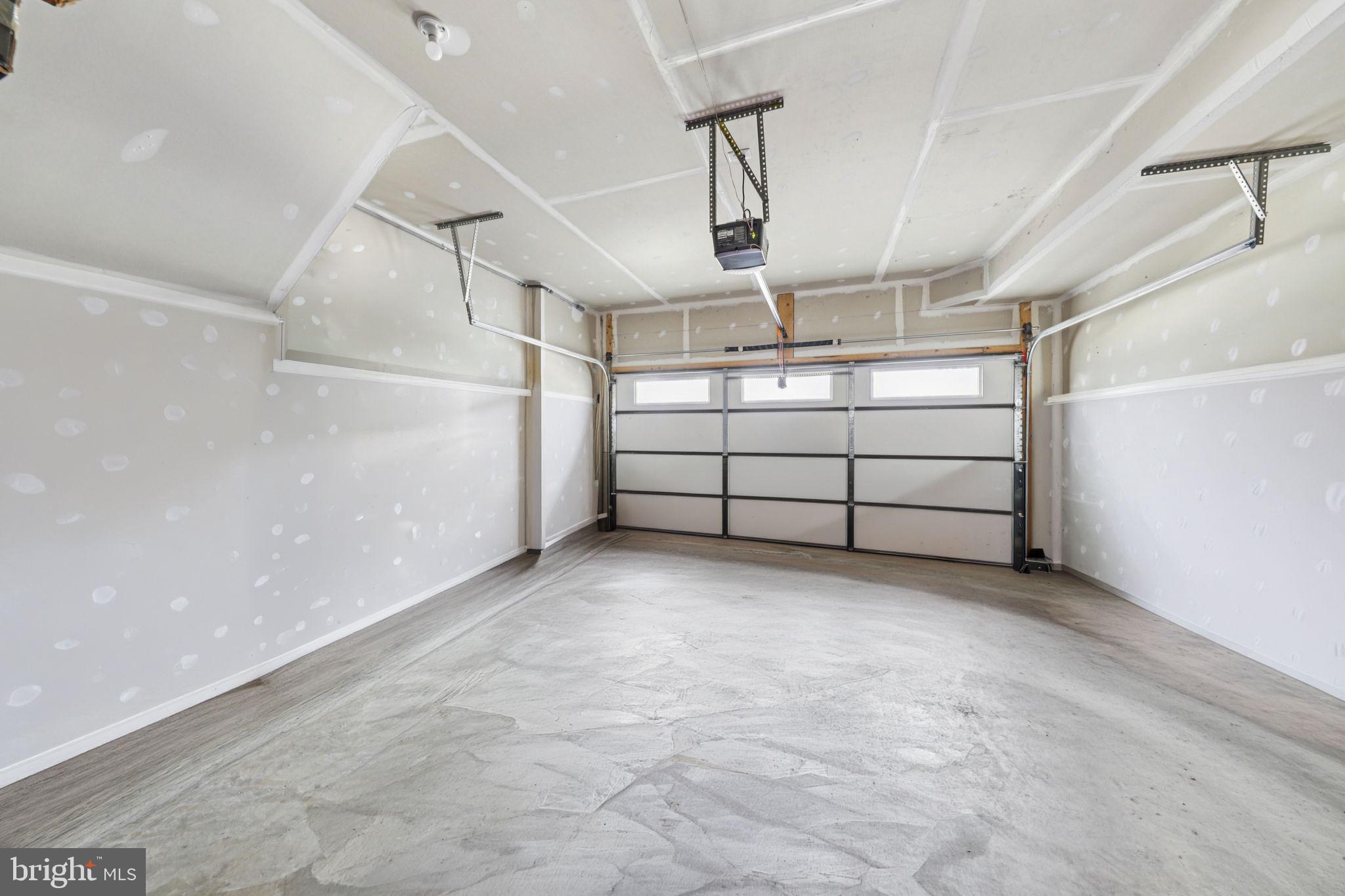 POTOMAC SHORES - Residential