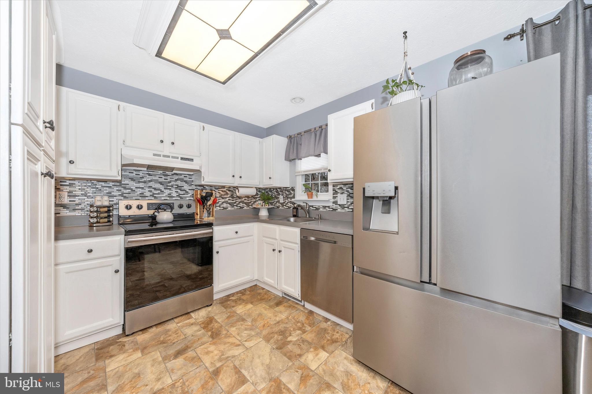 WILLOWCREST - Residential