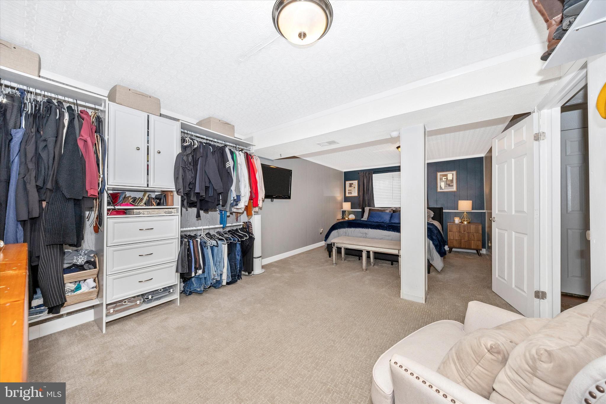 WILLOWCREST - Residential