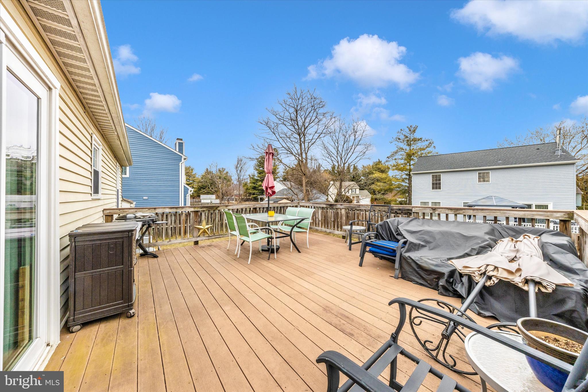 WILLOWCREST - Residential