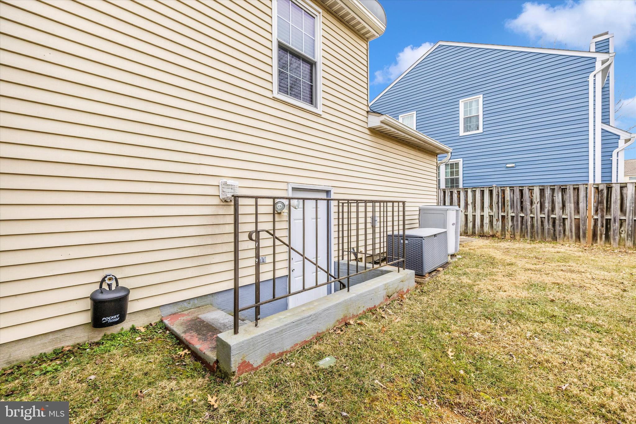 WILLOWCREST - Residential