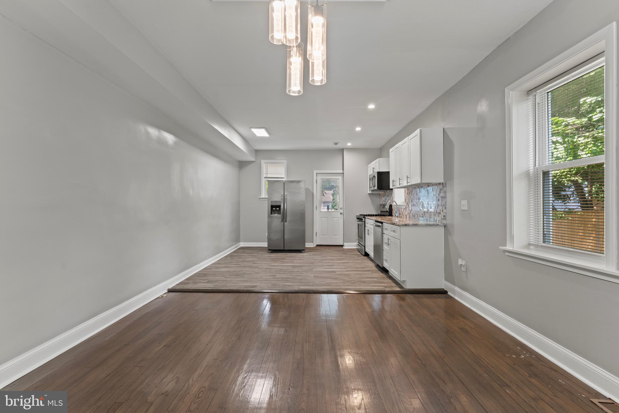 HOWARD PARK - Residential