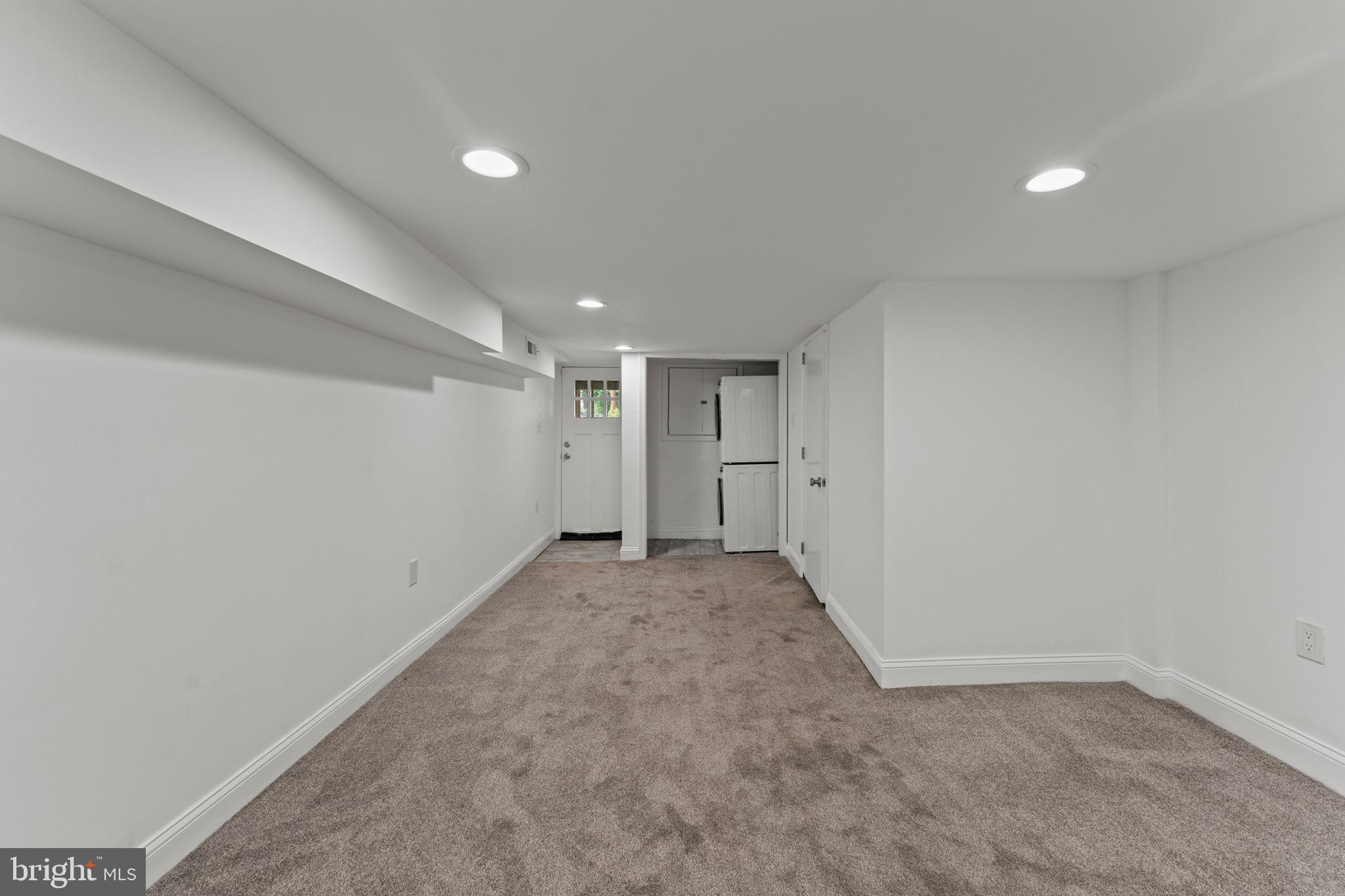 HOWARD PARK - Residential