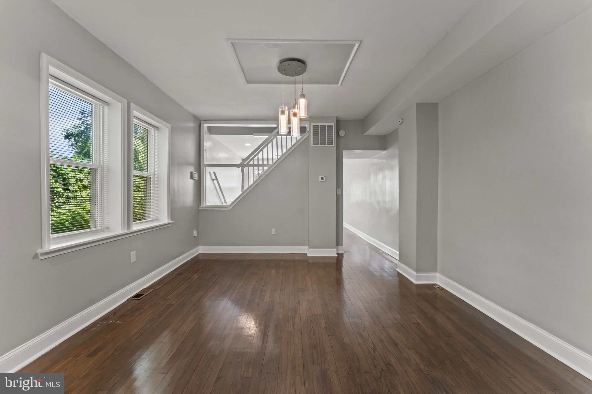 HOWARD PARK - Residential