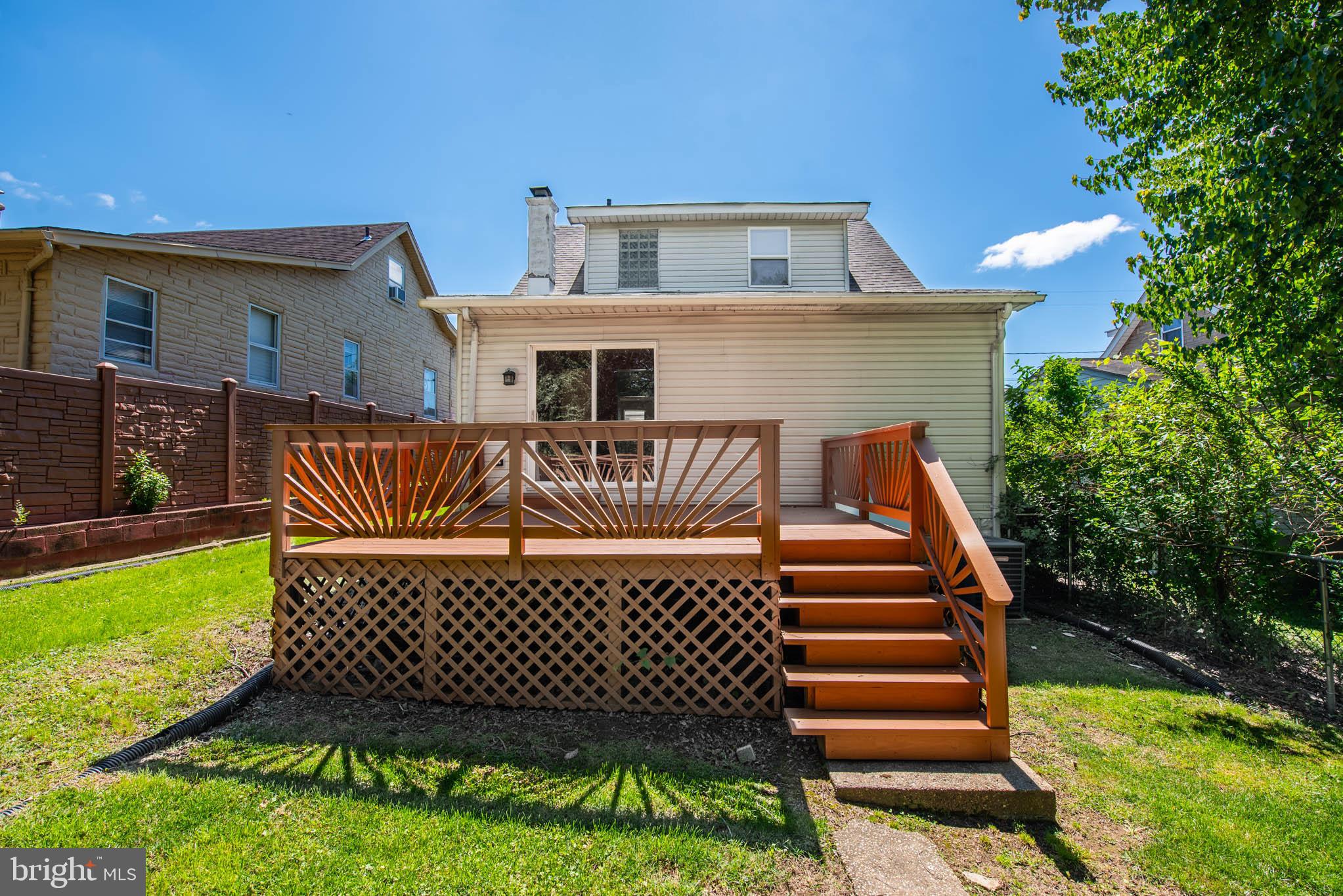 EAST VIEW - Residential