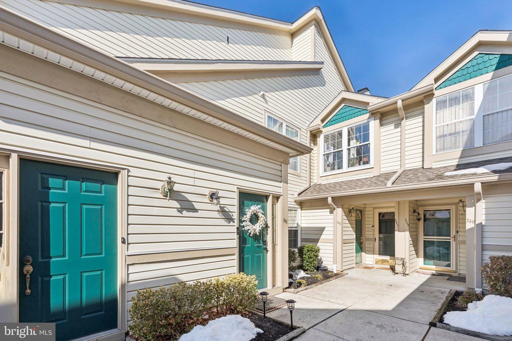 Photo of 263 Steeplechase Court, WOODBURY, NJ 08096 (MLS # NJGL2069788)