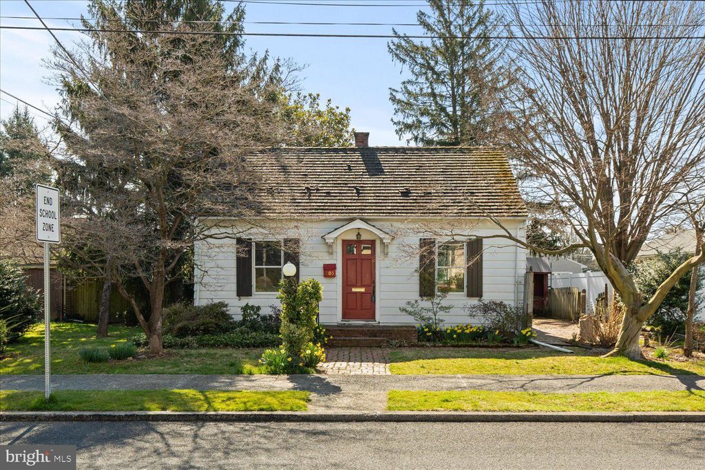 Photo of 205 E Gramby Street, Manheim, PA 17545 (MLS # PALA2049058)