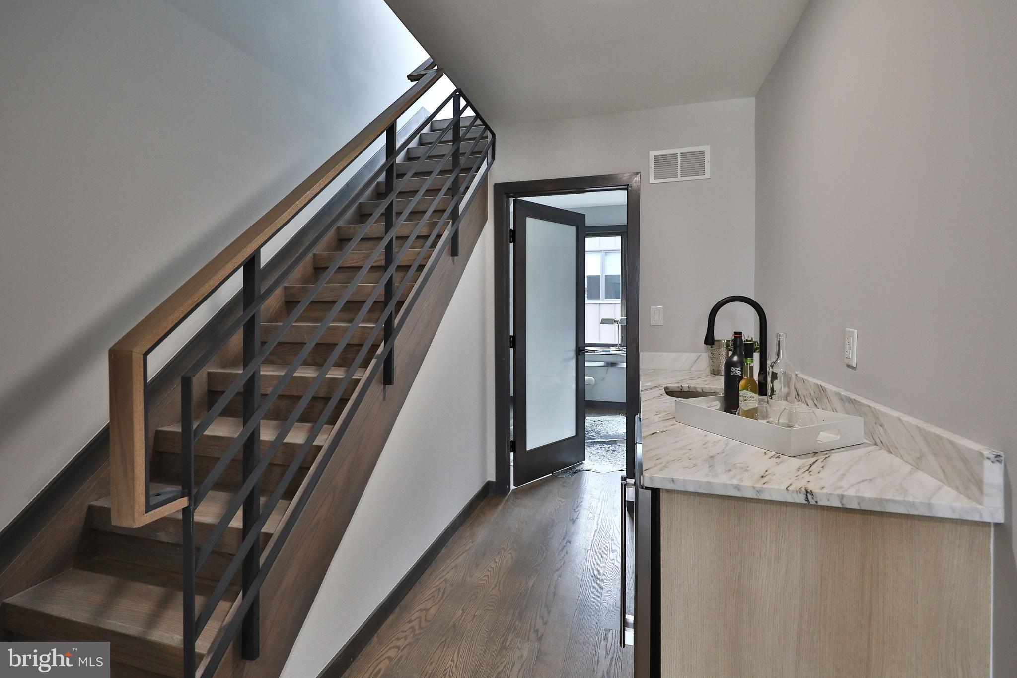 BELLA VISTA - Residential Lease