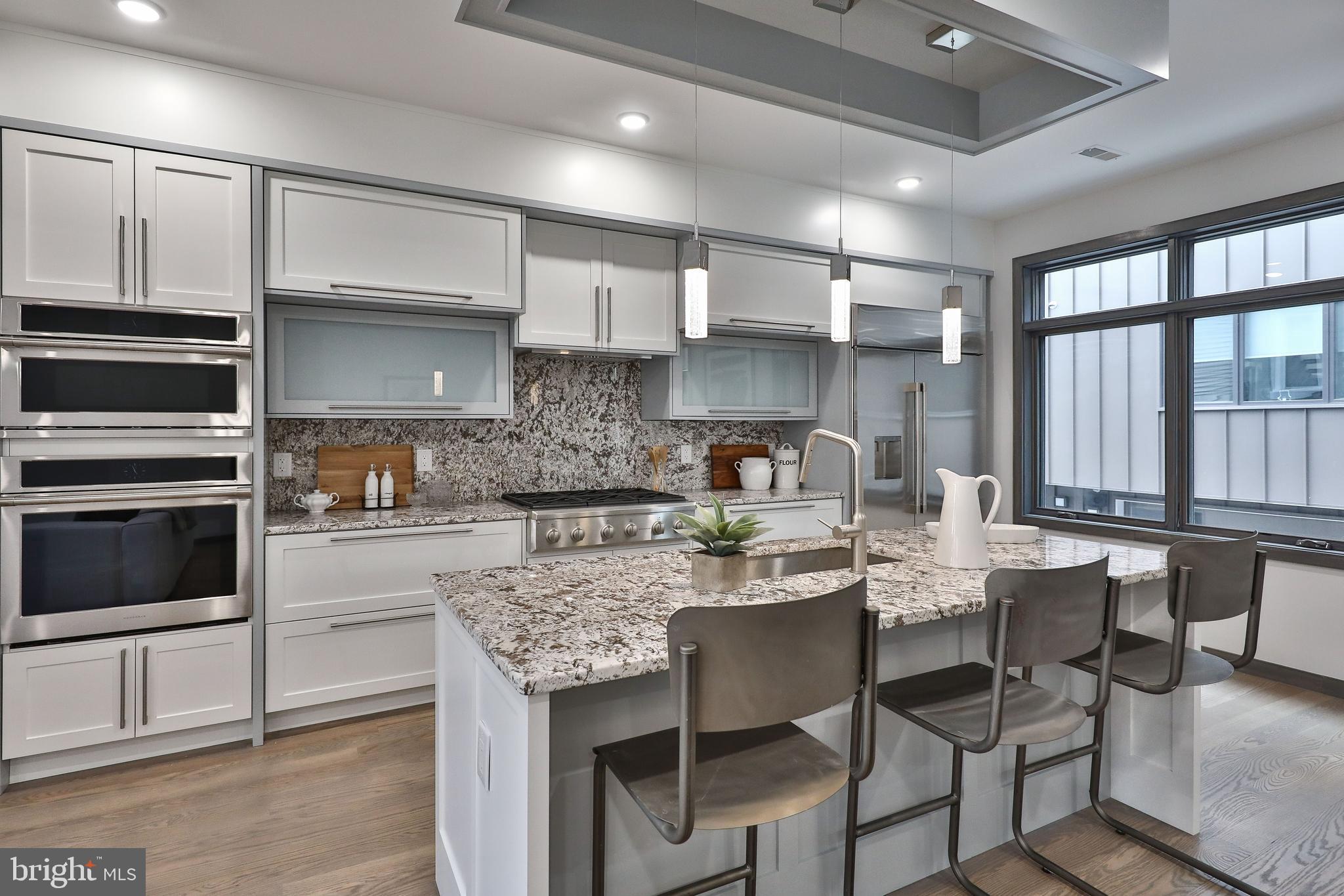 BELLA VISTA - Residential Lease