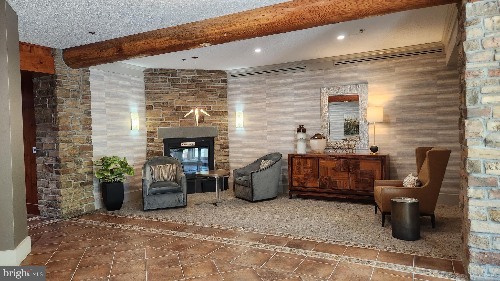 2901 S LEISURE WORLD BOULEVARD 303