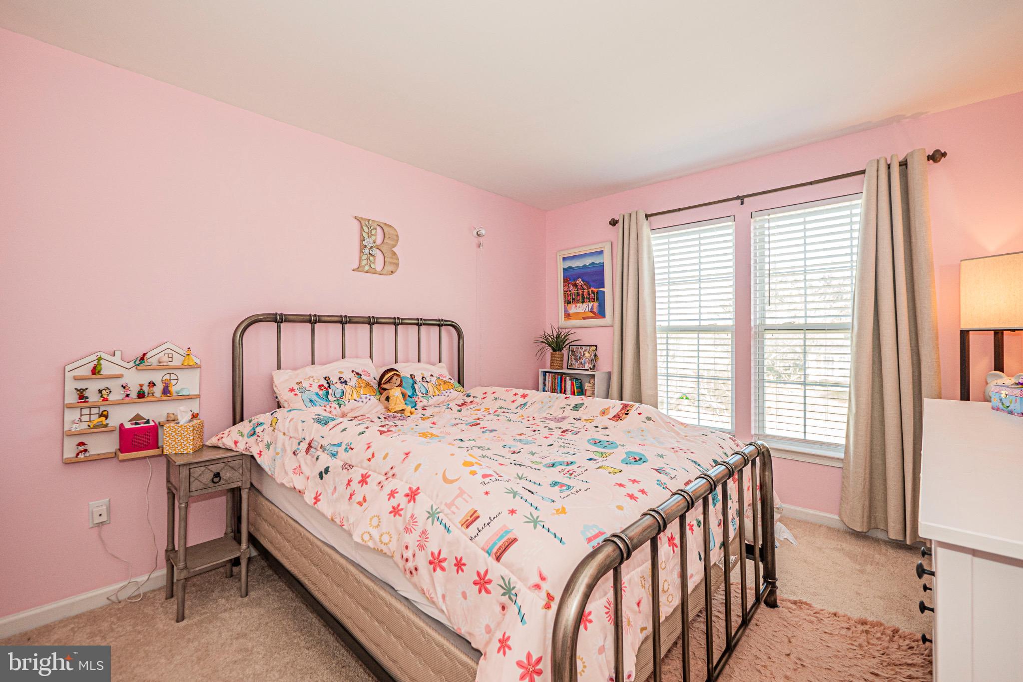 WILLOW BROOK - Residential