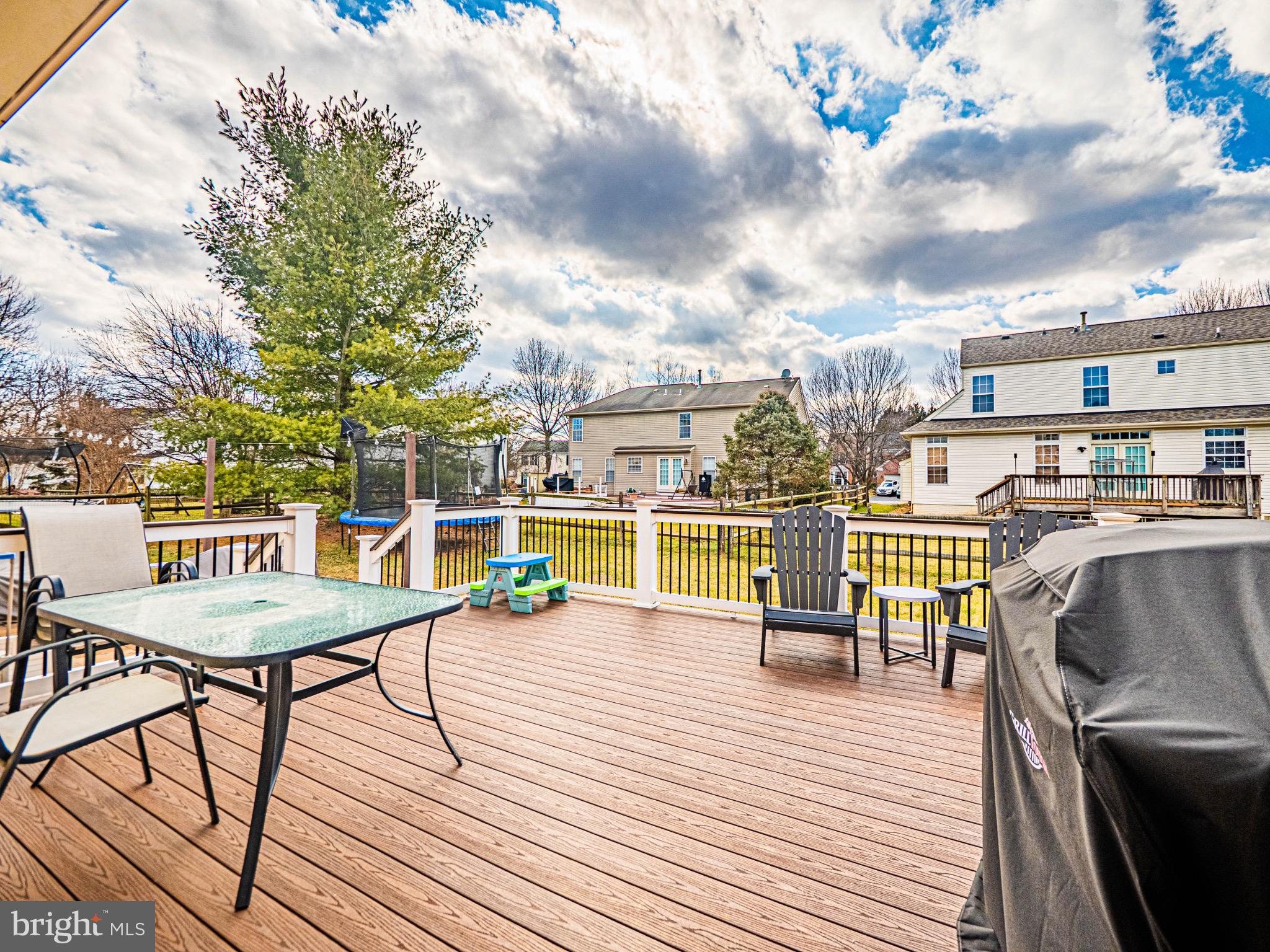 WILLOW BROOK - Residential