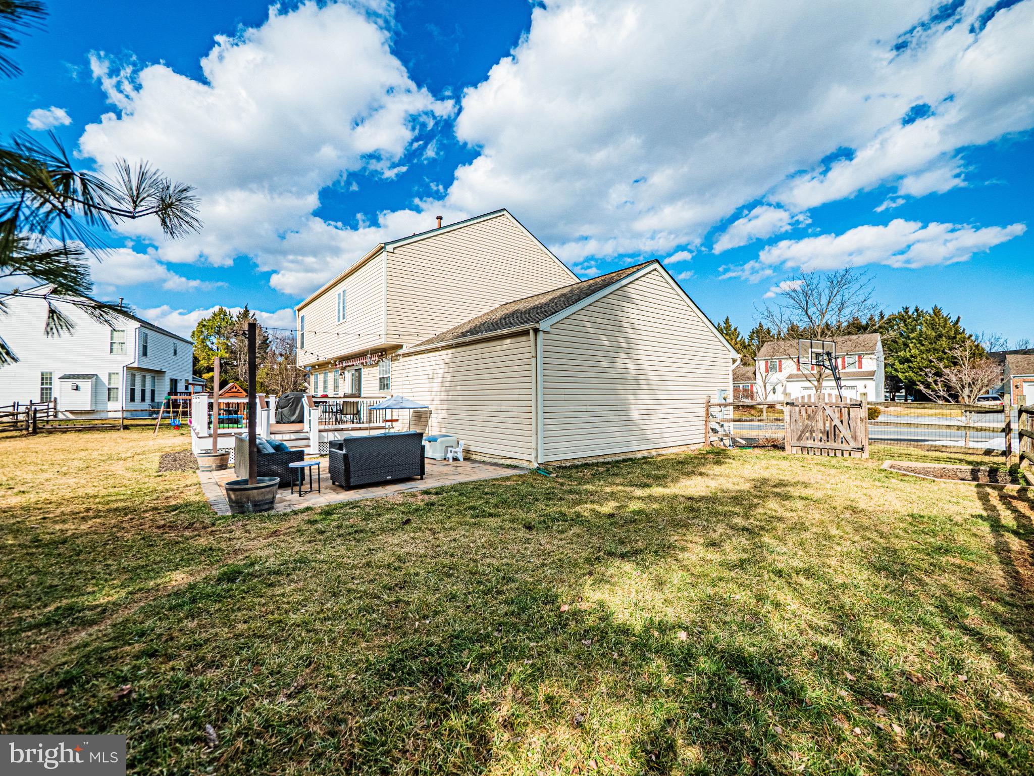 WILLOW BROOK - Residential