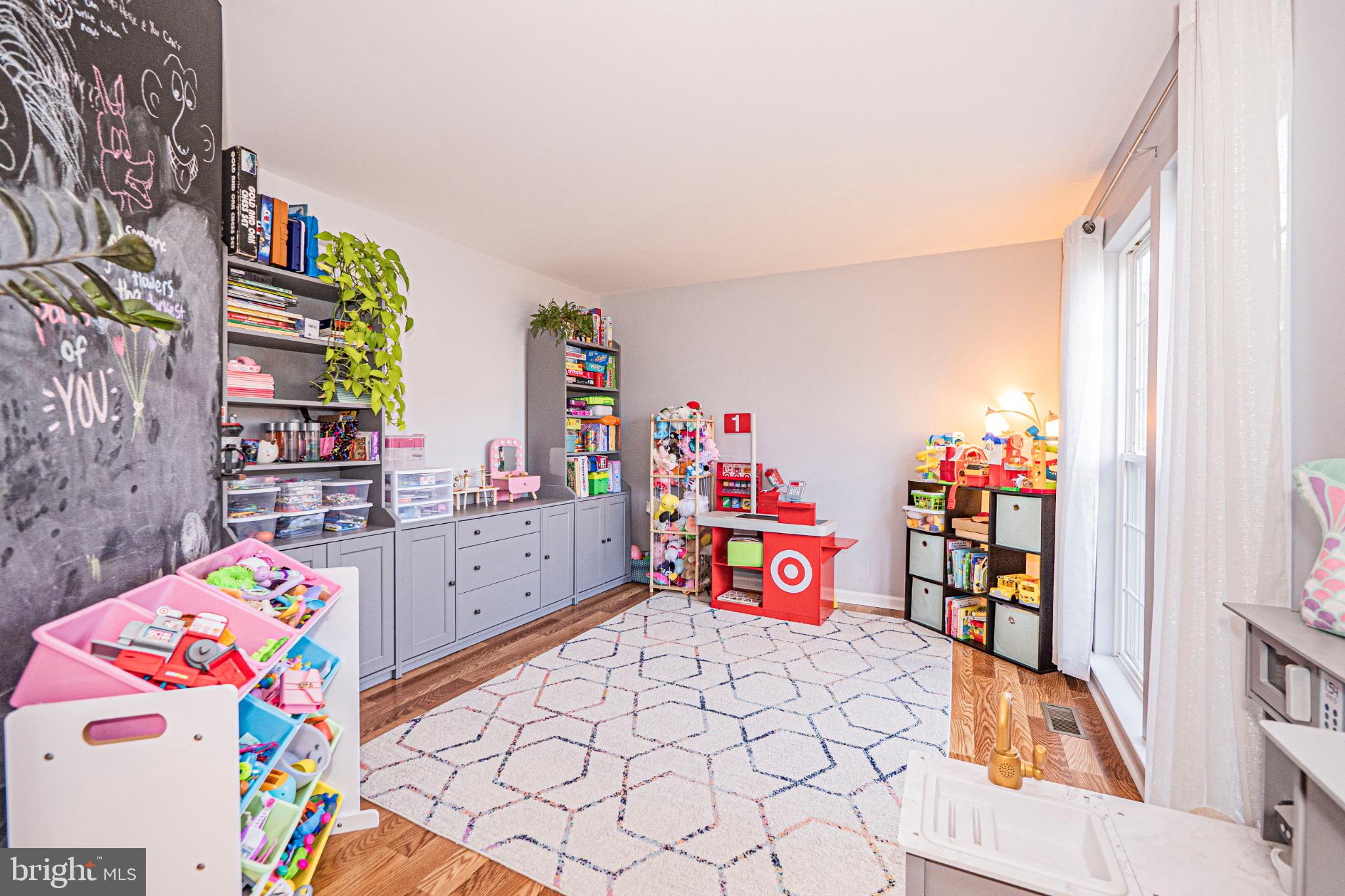 WILLOW BROOK - Residential