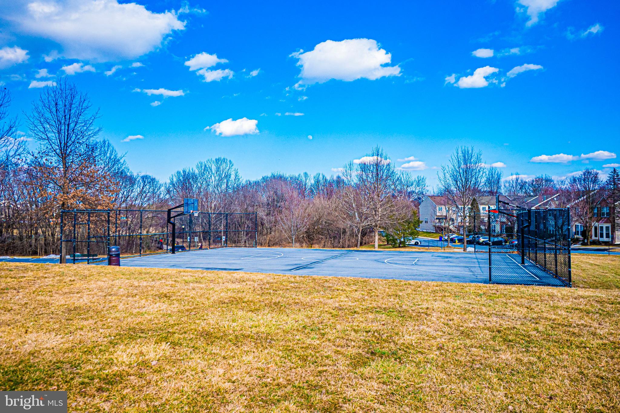 WILLOW BROOK - Residential