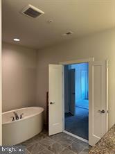 KING FARM - Residential Lease