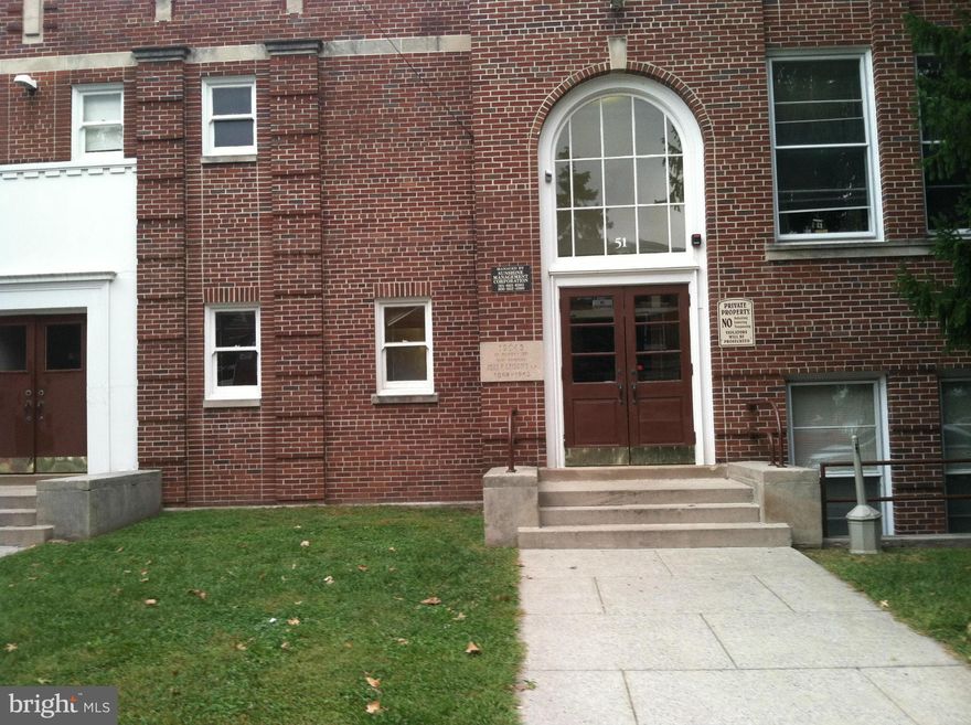 Sunshine Management is offering this fully carpeted 2 bedroom apartment. One bedroom with walk in closet, large windows throughout for natural sunlight, Central Ac, heat pump, bi monthly preventive pest control, 3 coin operated laundry rooms in building. Parking on street and parking lot in rear. 

Qualifications; prospects must make 3x's the monthly rent either in single or combined income. Minimum credit score of 550 ( does not guarantee acceptance), one month of pay stubs in consecutive order, copy of DL/ID and SS card are required to apply