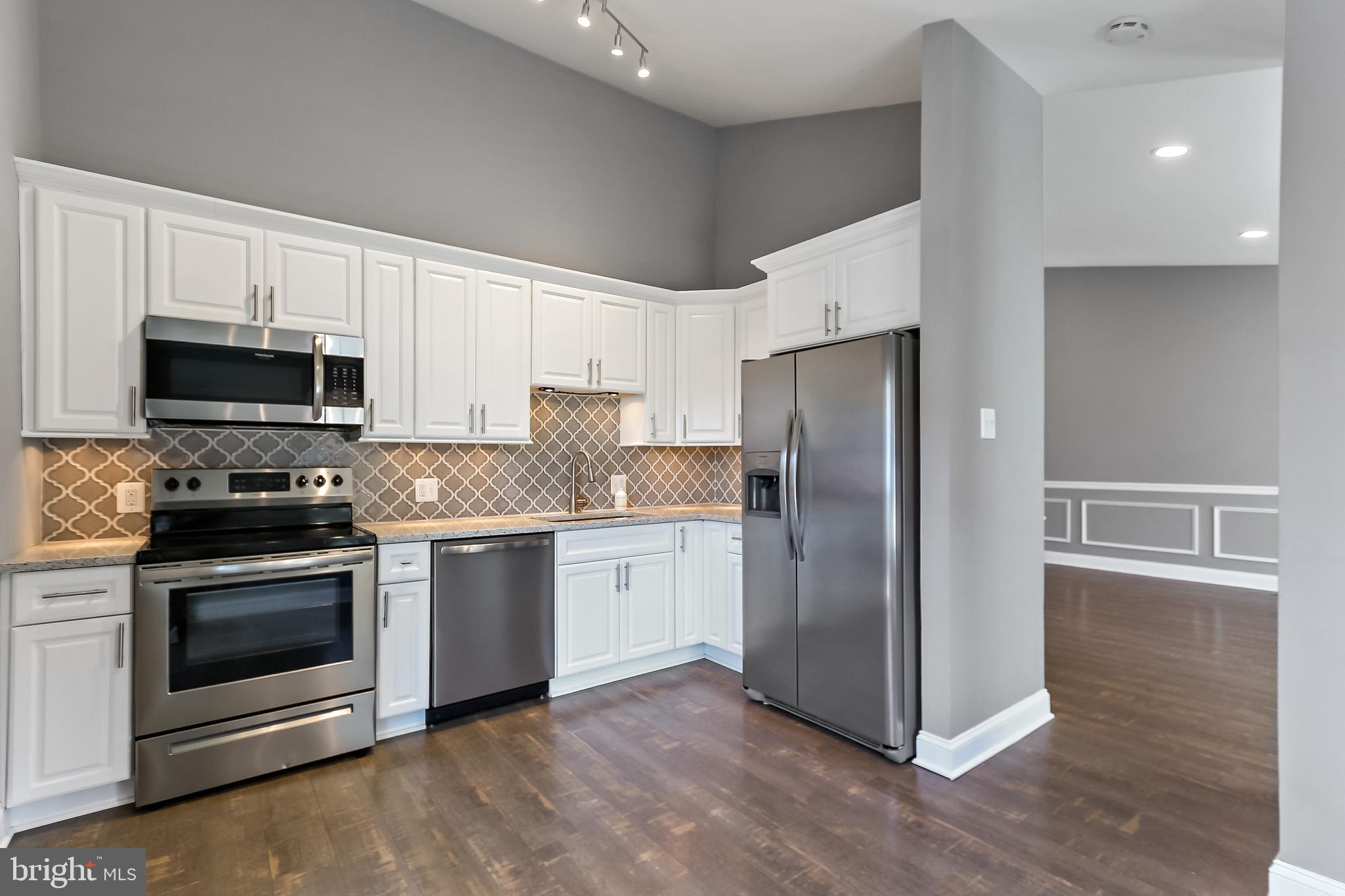 ABERDEEN HILLS - Residential