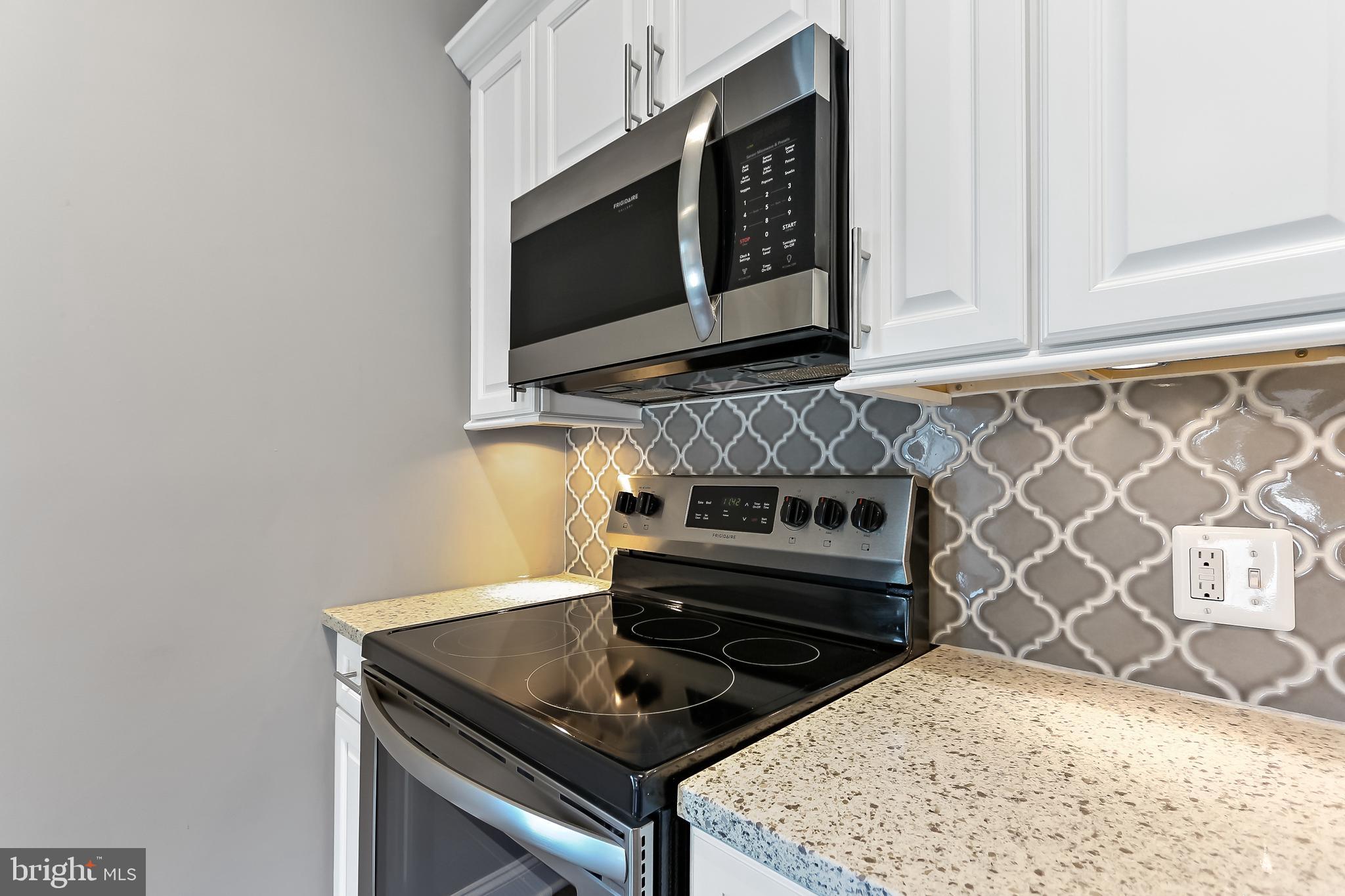 ABERDEEN HILLS - Residential