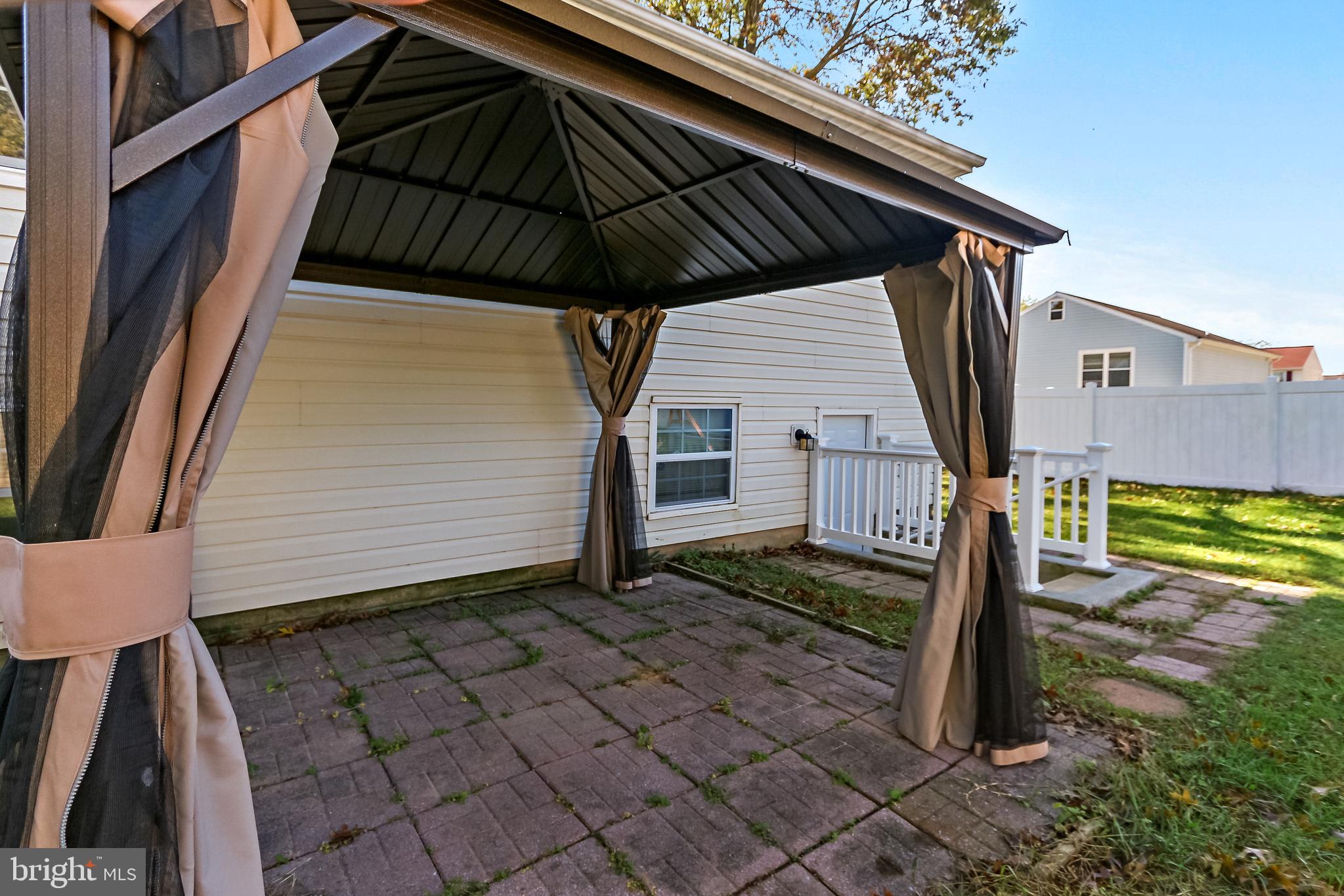 ABERDEEN HILLS - Residential