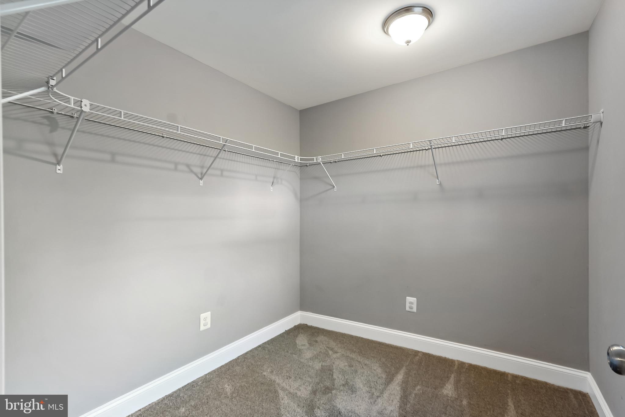 ABERDEEN HILLS - Residential