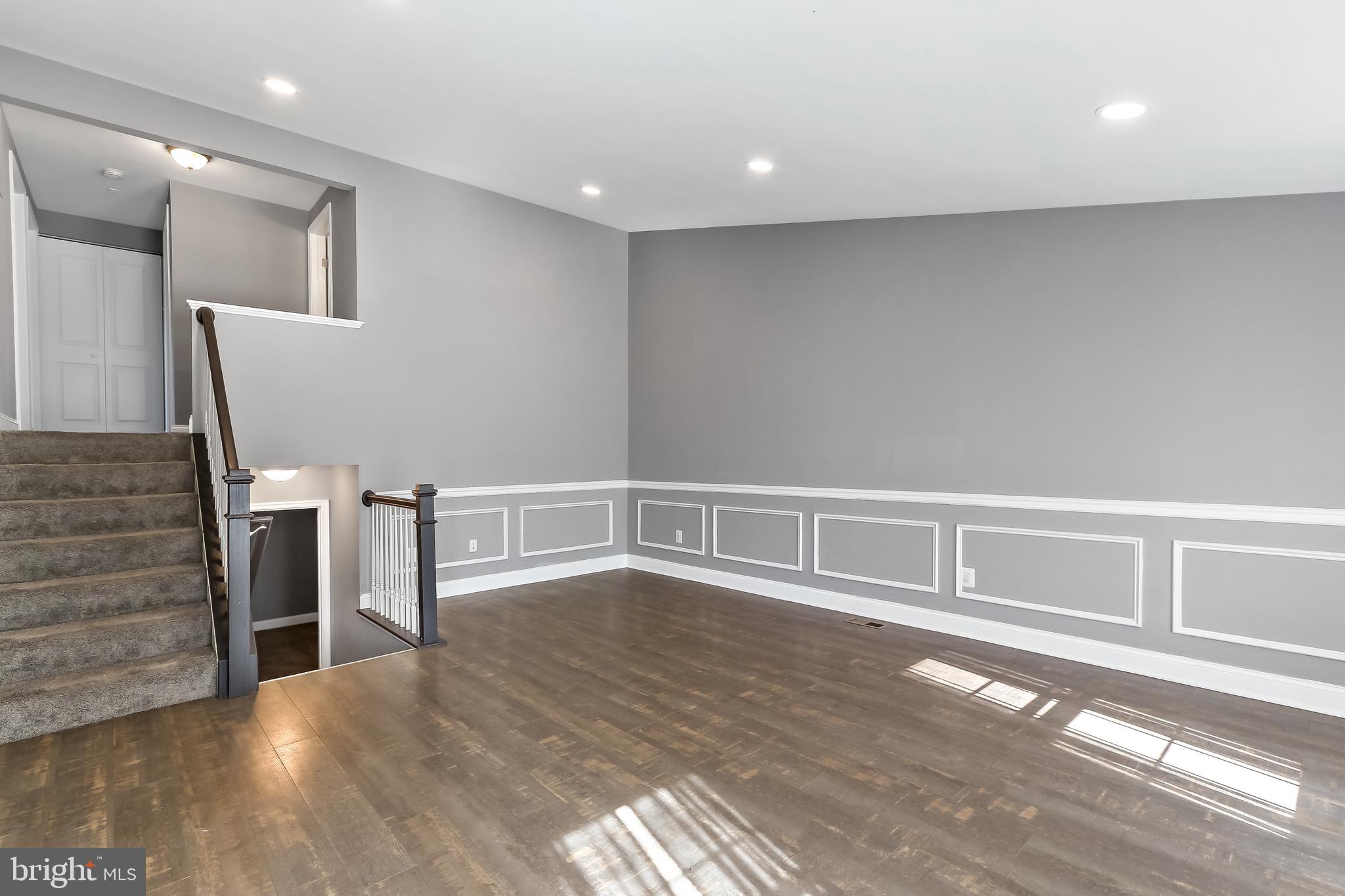 ABERDEEN HILLS - Residential