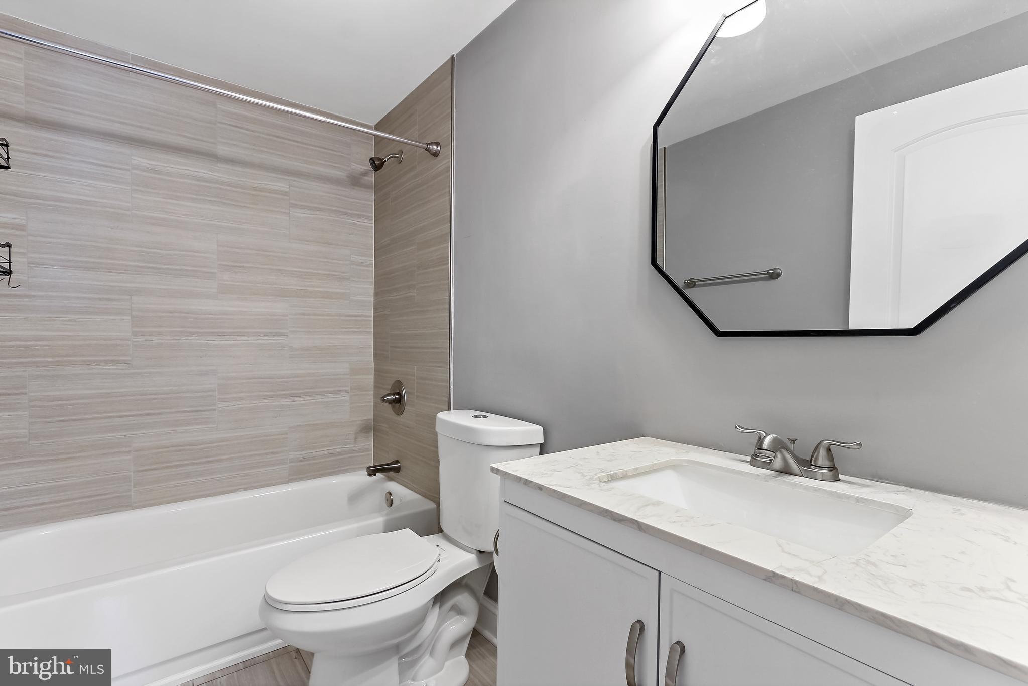 ABERDEEN HILLS - Residential