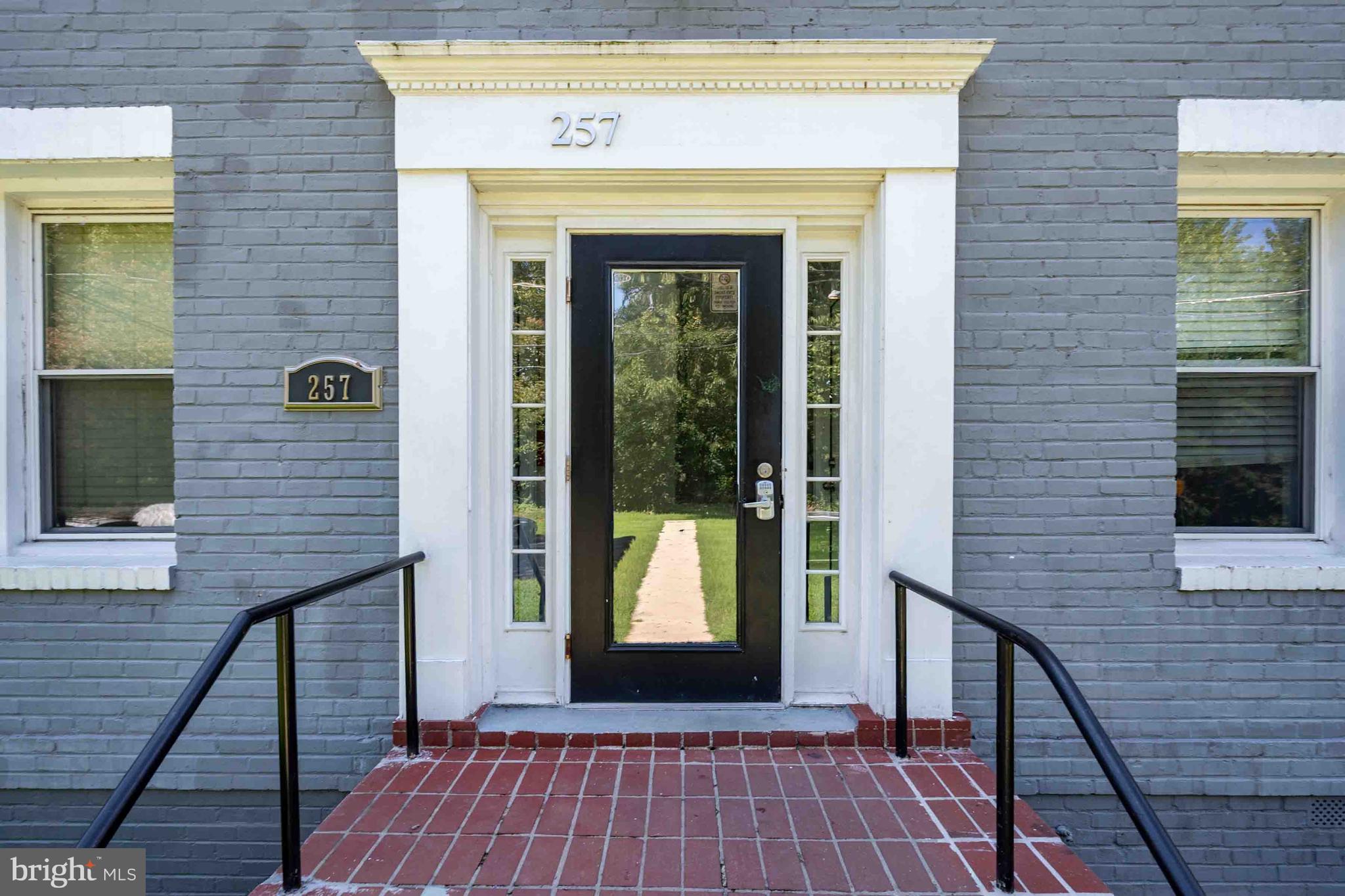 257 NEWCOMB STREET SE 2