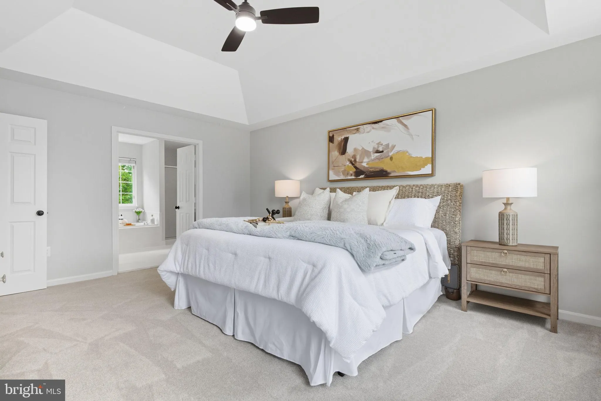 Ashburn, Virginia 20147, United States, 4 Bedrooms Bedrooms, ,4 BathroomsBathrooms,Residential,Contingent,226567