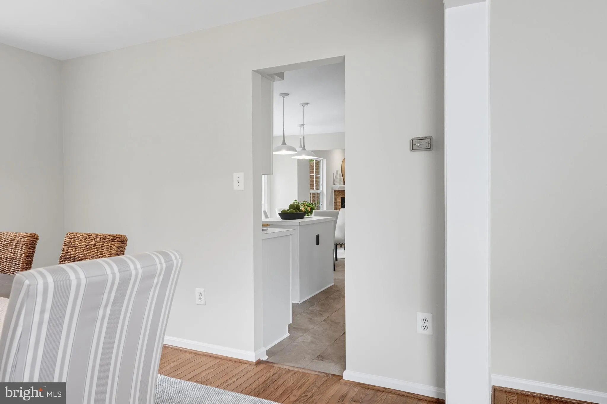 Ashburn, Virginia 20147, United States, 4 Bedrooms Bedrooms, ,4 BathroomsBathrooms,Residential,Contingent,226567