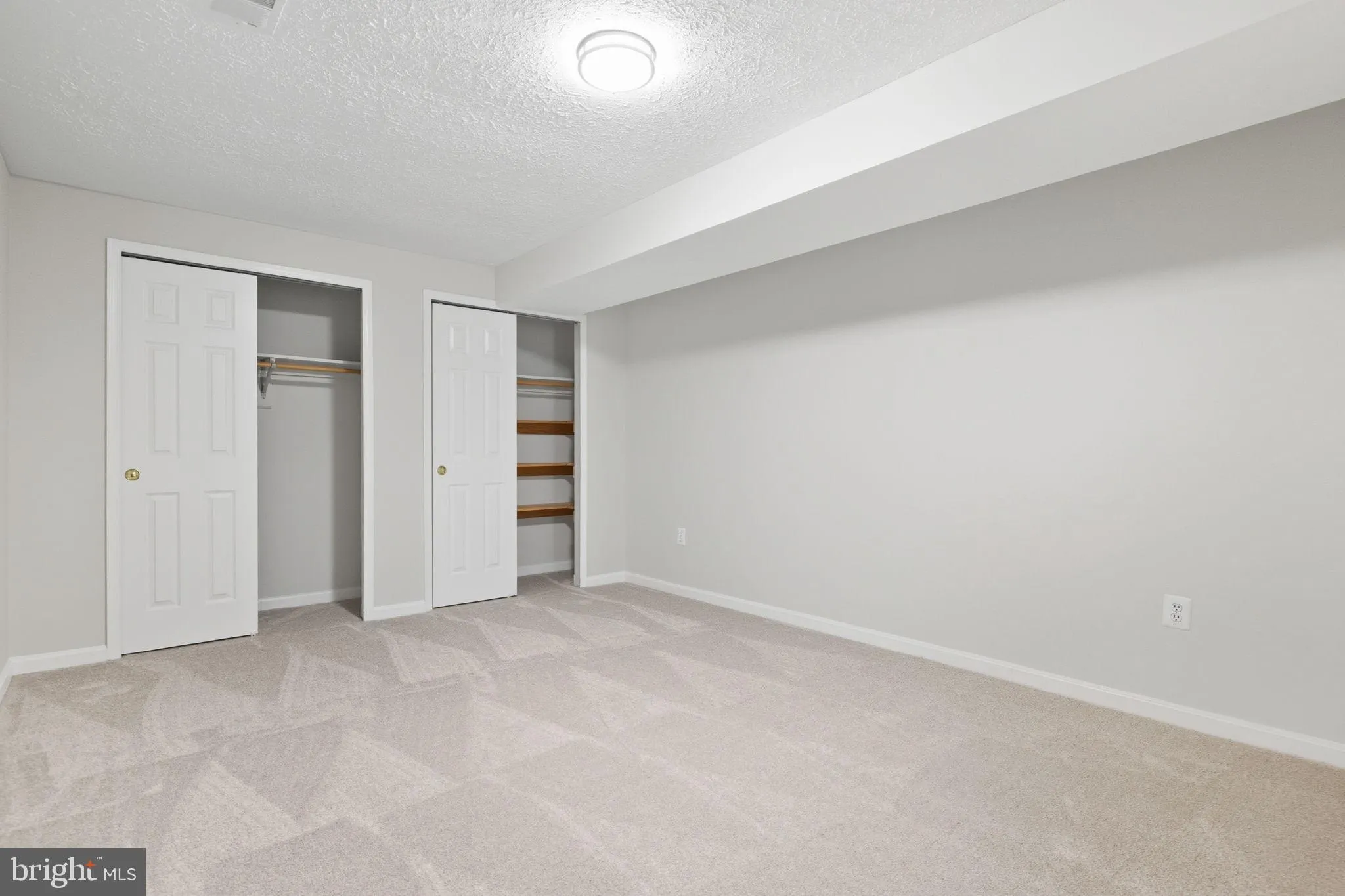 Ashburn, Virginia 20147, United States, 4 Bedrooms Bedrooms, ,4 BathroomsBathrooms,Residential,Contingent,226567